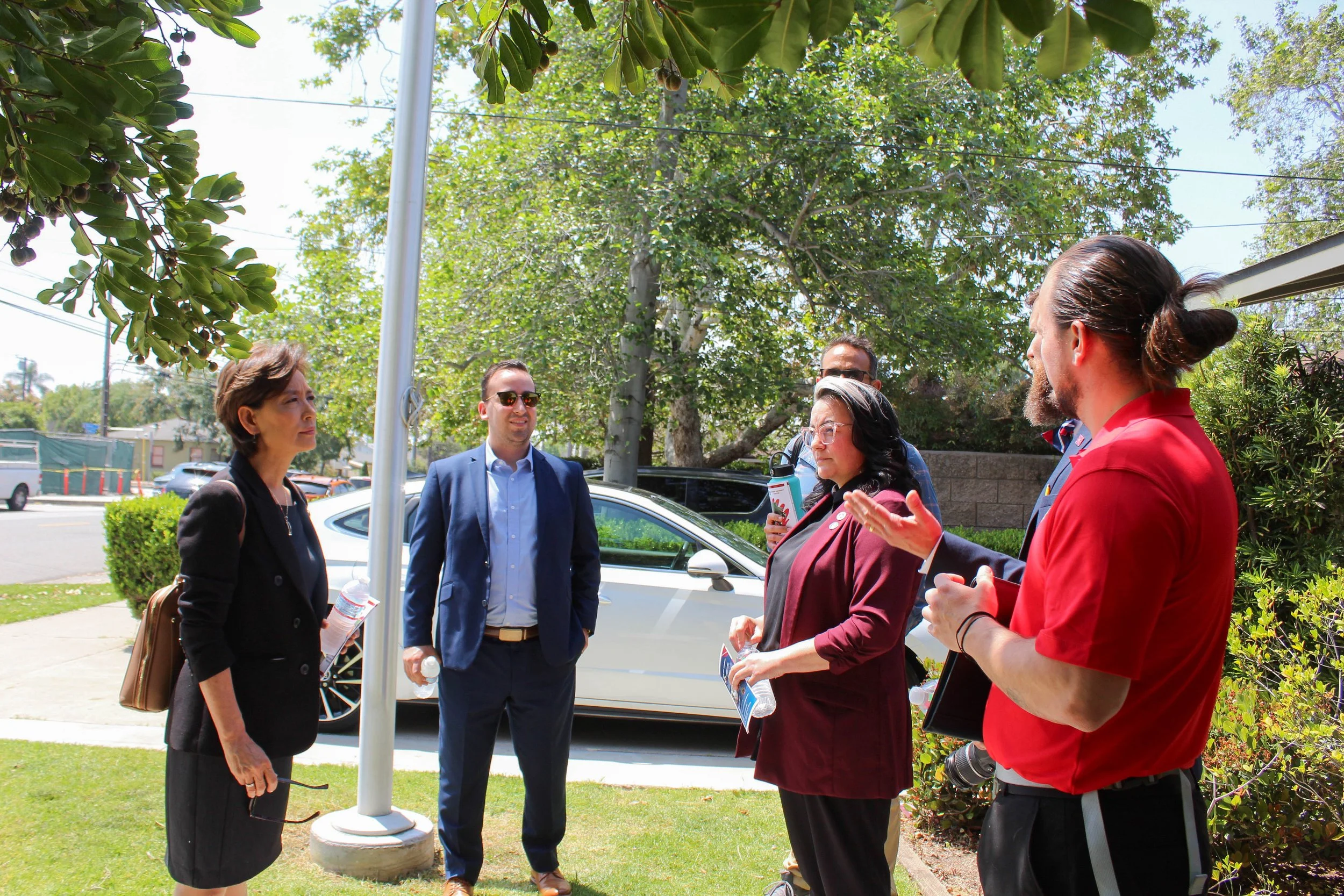    Kim started off her visit with a tour of the Veterans Resource Center (VRC), which is currently situated at 526 N. Shaffer St., about a six minute walk from the main campus.   