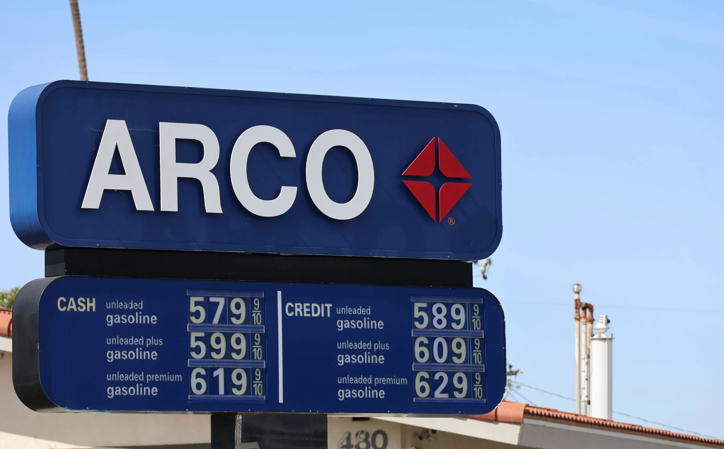 Rising gas prices push Chapman students to shuttle system