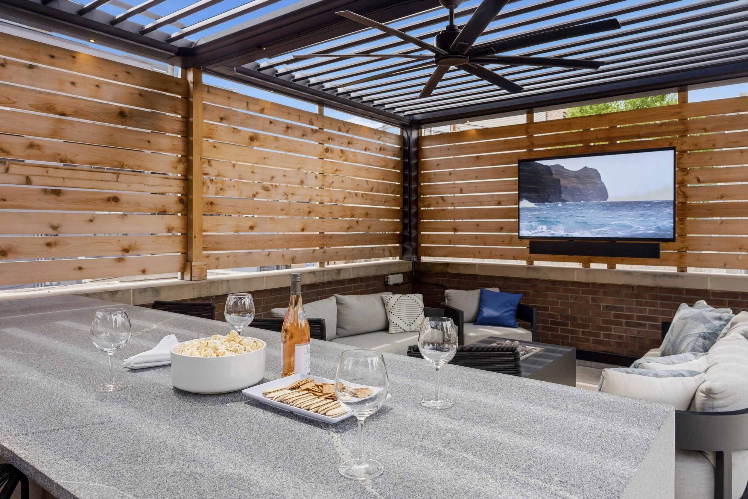 Luxurious Bucktown Paradise