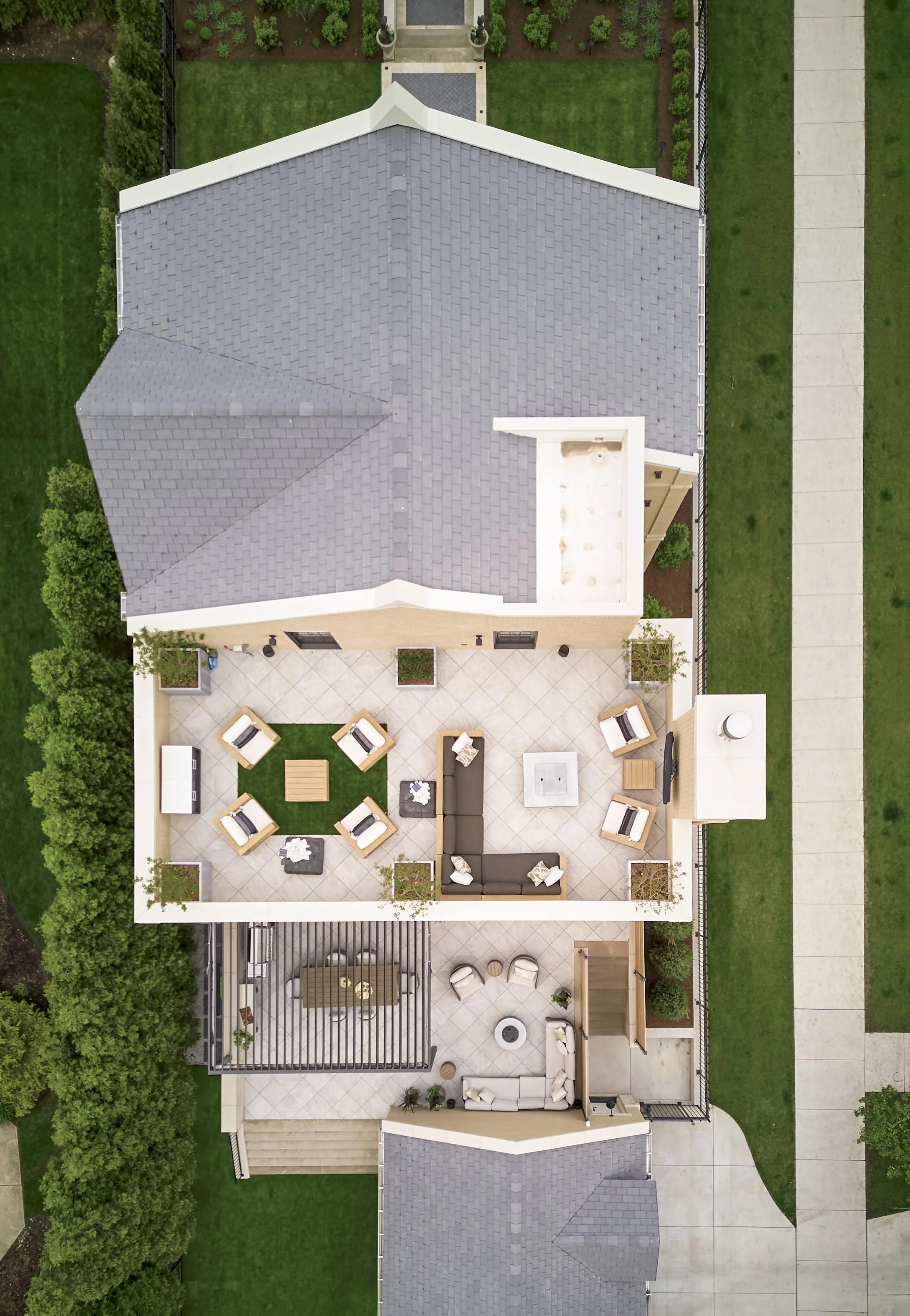 This interdisciplinary project was a delight to collaborate with colleagues in architecture, interior design, and the client to build a luxury dream home landscape for this growing family. We focused on creating an interconnection between indoor and 
