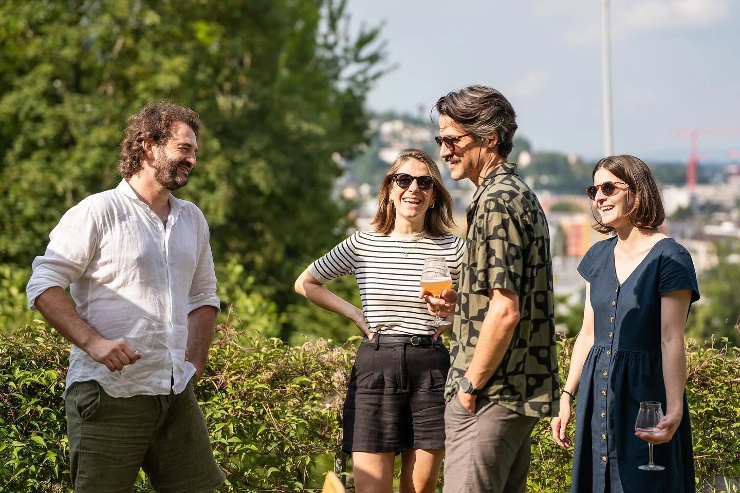 Heimelig Sommerfest #6

Ein grosses Danke an alle die dabei waren und den Tag mit uns genossen haben! ☀️🔥💦🍻

📸@nipolitsch
#heimelig #bier #friends #brauverein #sommerfest #sunfunandnothingtodo #abrarhabarbara