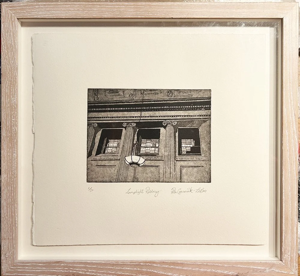 Ria Czerniak-LeBov: "Lamplight Robbery" - Etching and Aquatint (1/20) €250