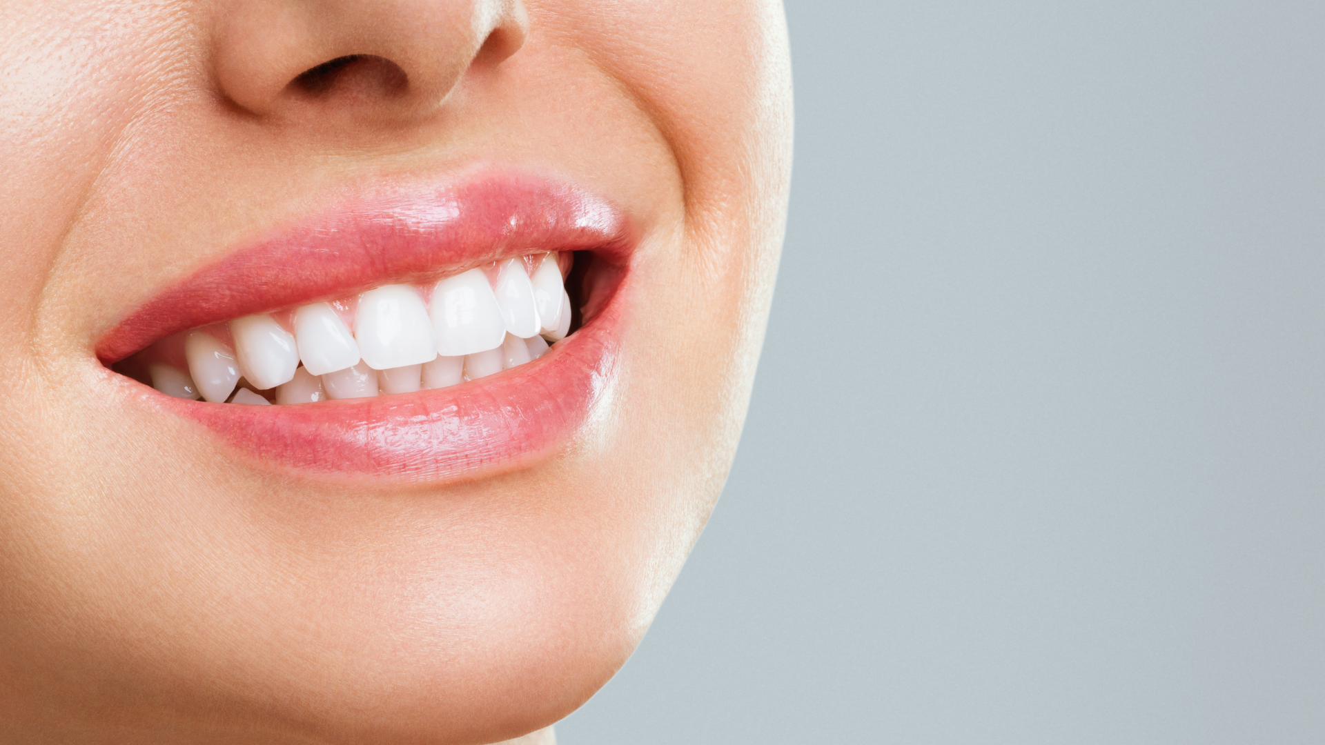 Natural-looking composite bonding and cosmetic dental treatment