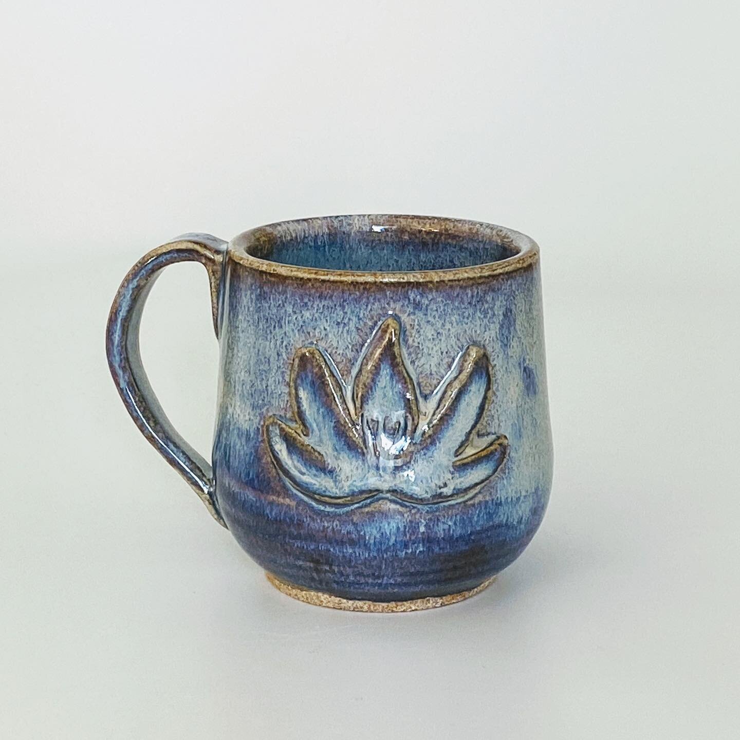 I make more than just mugs, but I&rsquo;ve been on a mug kick for a while! This blue lotus mug will be available next week just in time for @crafthermarket✨
.
.
.
.
.
.
#ceramics #pottery #ceramicmugs #mugshotmonday #crafther #crafthermarket #handmad