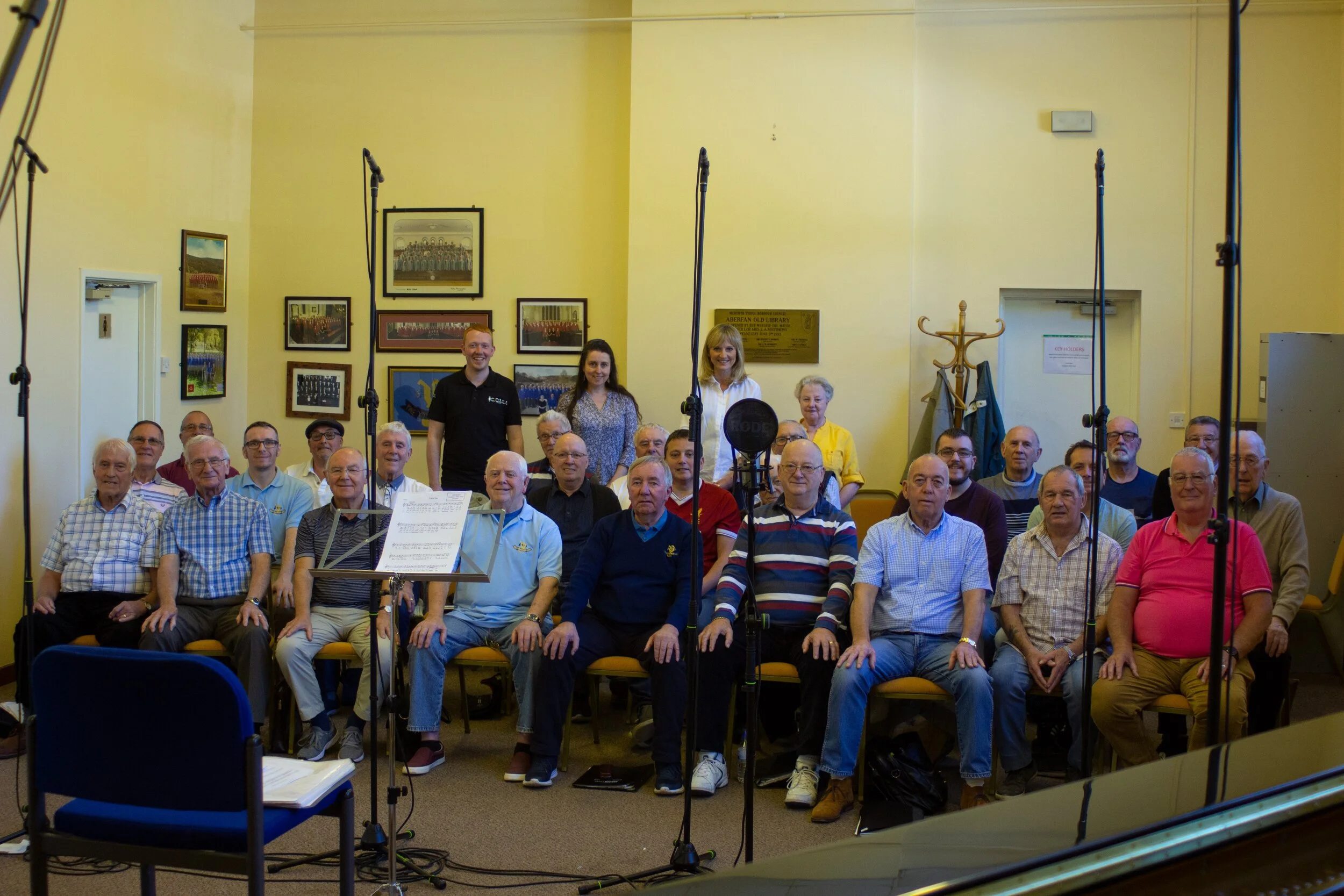 Ynysowen Male Choir