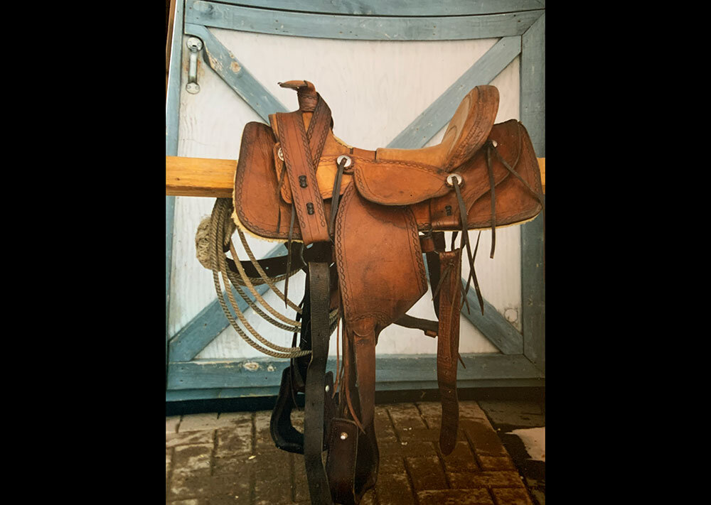 1860-western-saddle2.jpg