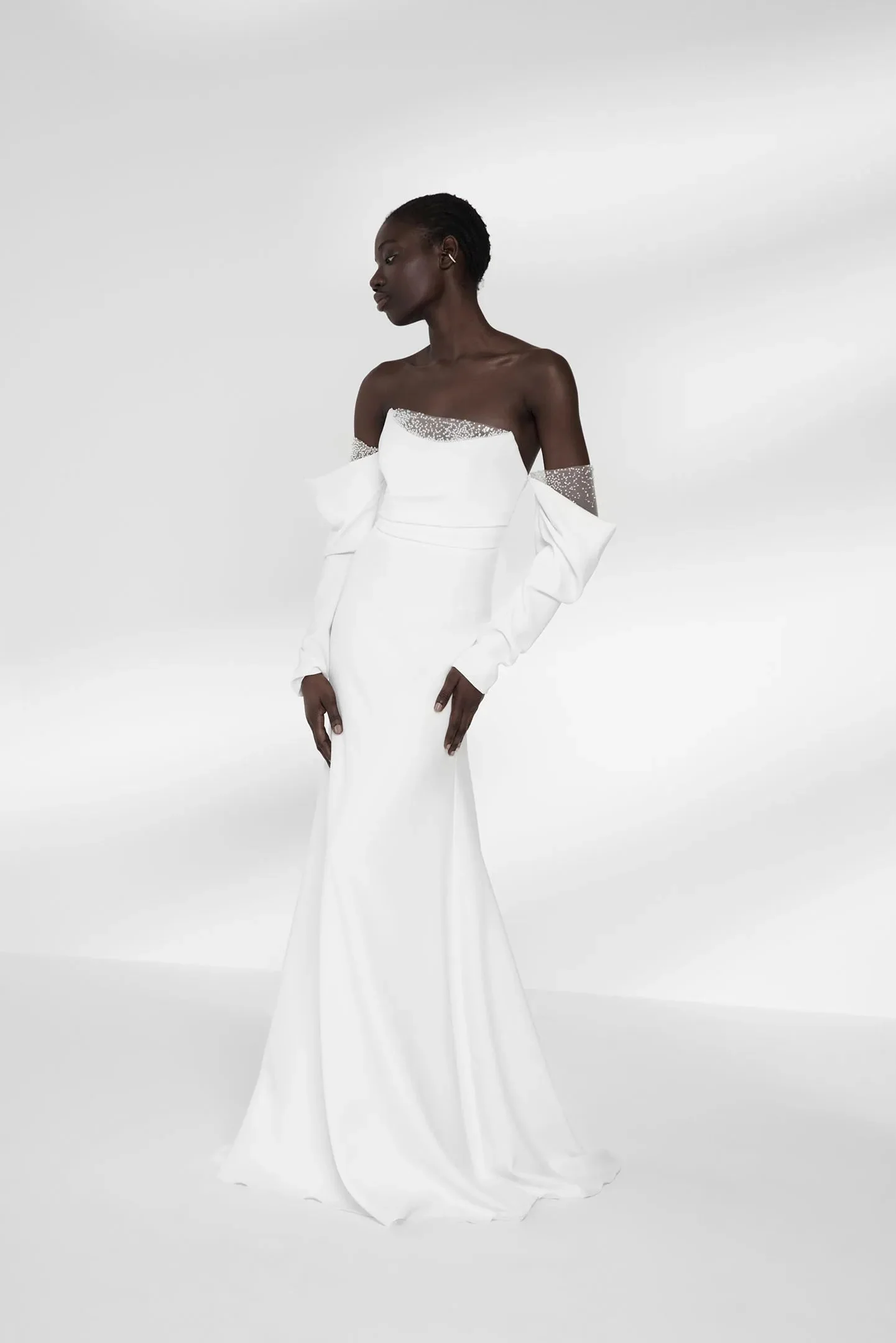 minimalist wedding gown