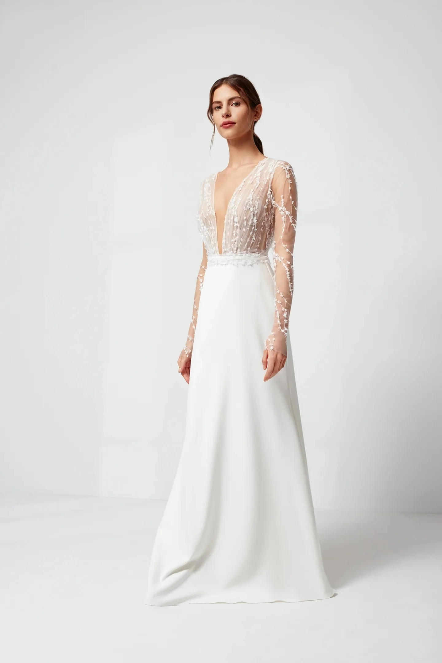 modern long sleeve wedding dress