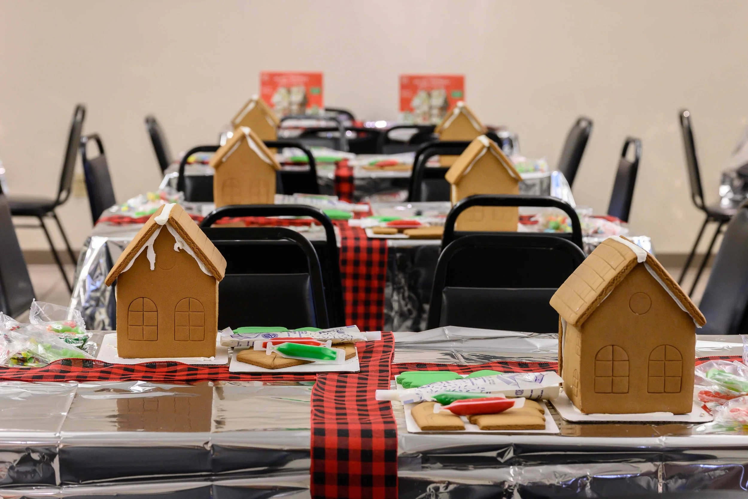 2025-12-06 - NAAM - Black Santa19.jpg