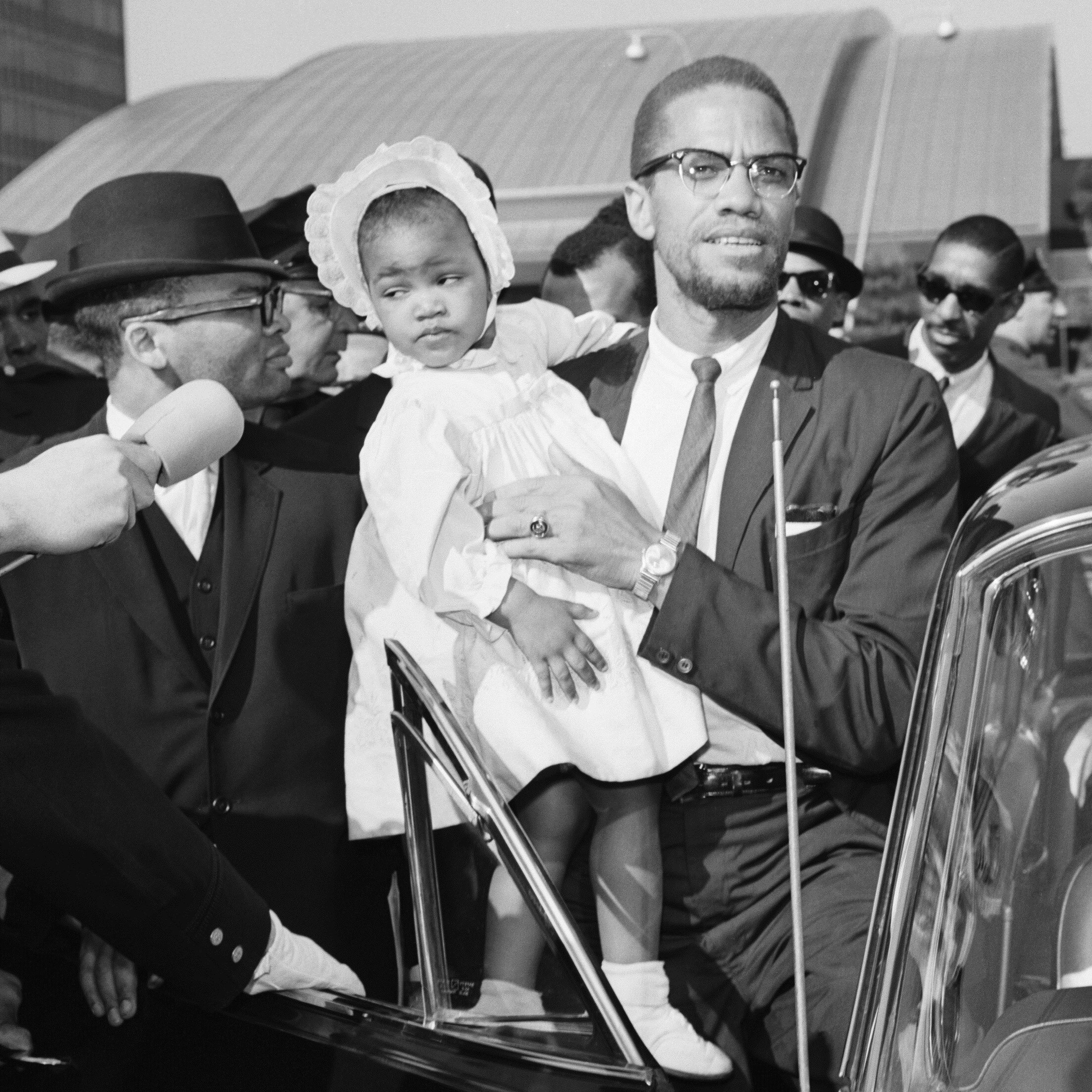 malcolm_x___ilyasah_shabazz_1964.jpg