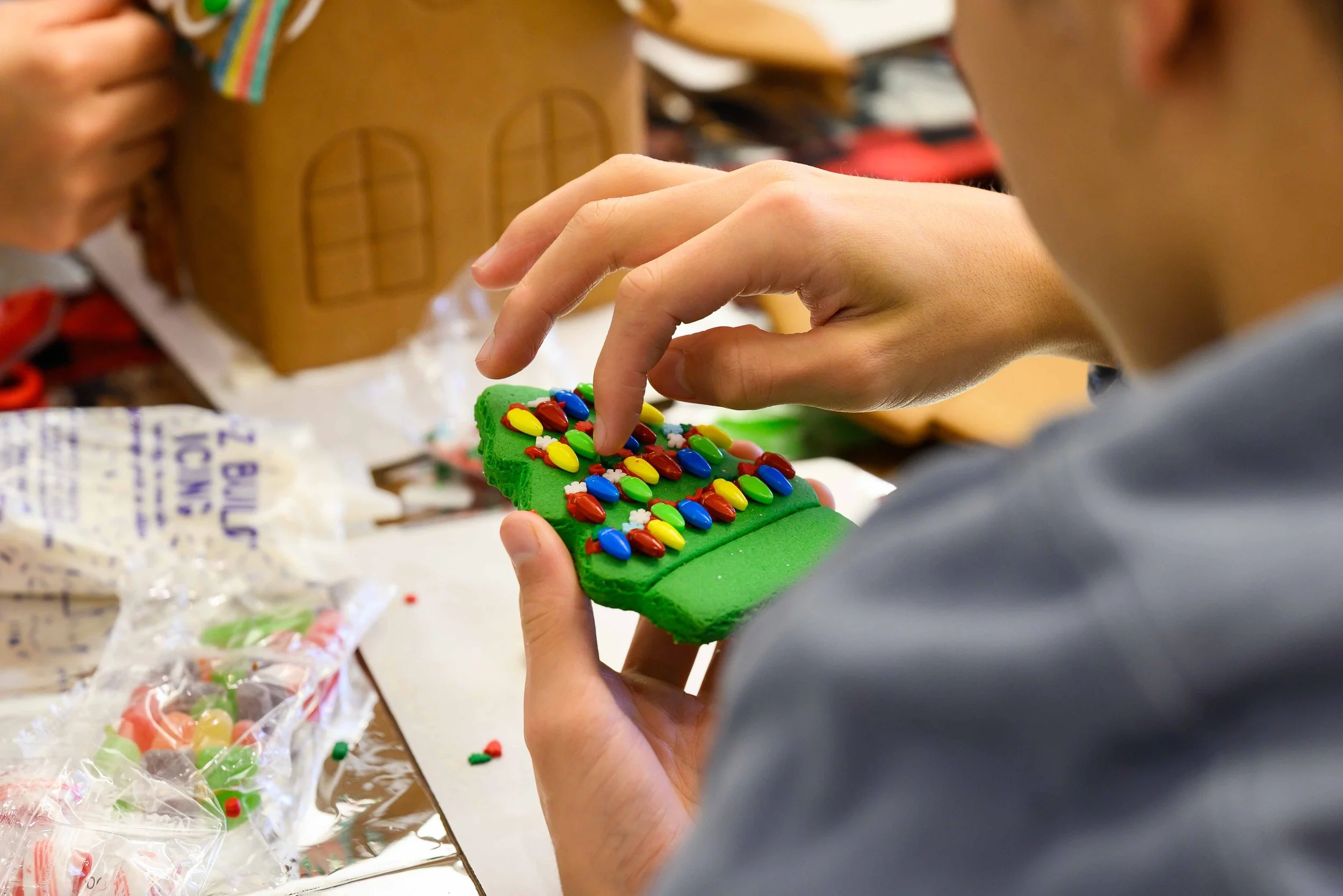 2025-12-06 - NAAM - Black Santa_Gingerbread 2.jpg