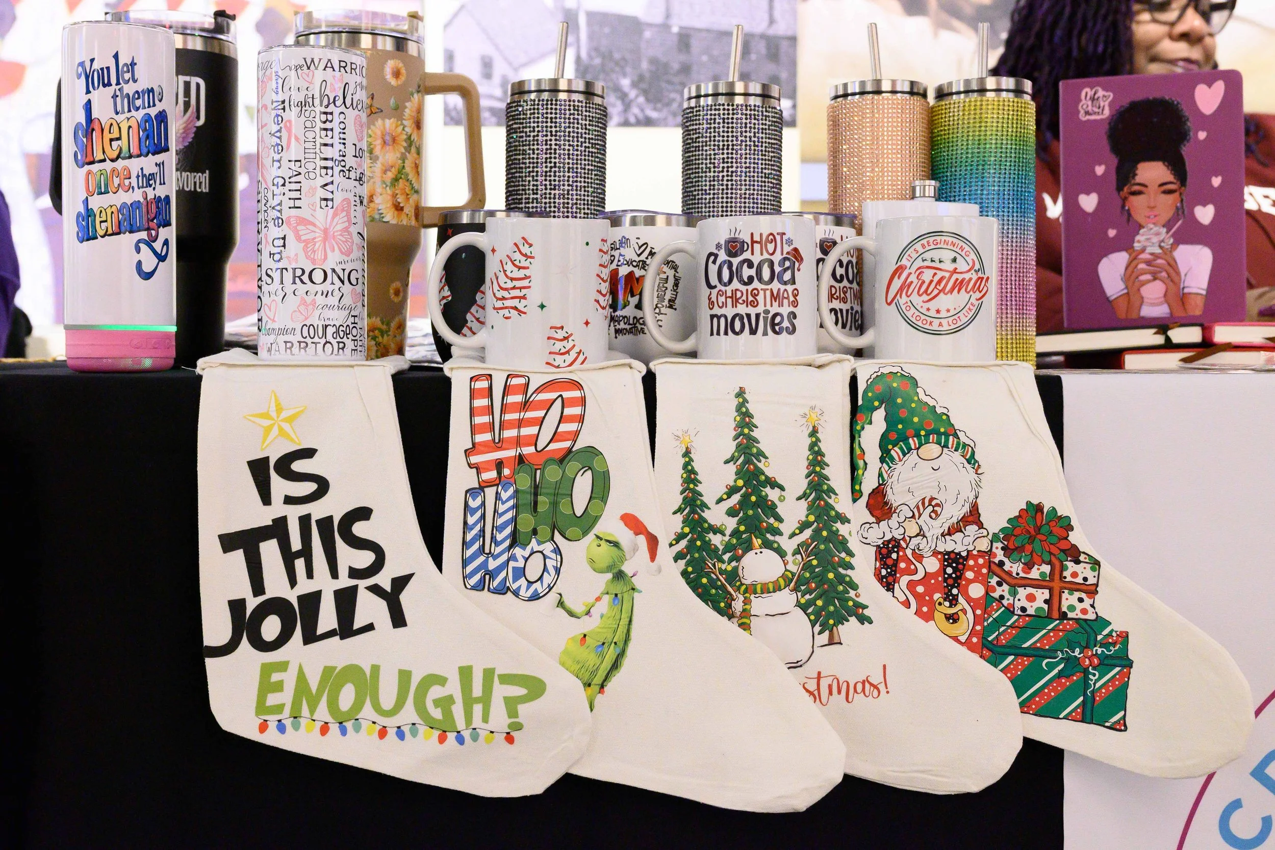 2025-12-06 - NAAM - Black Santa37.jpg