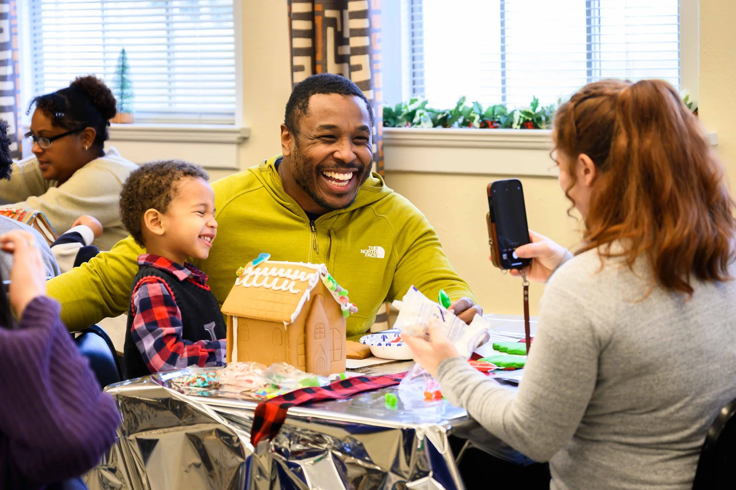 2025-12-06 - NAAM - Black Santa68.jpg