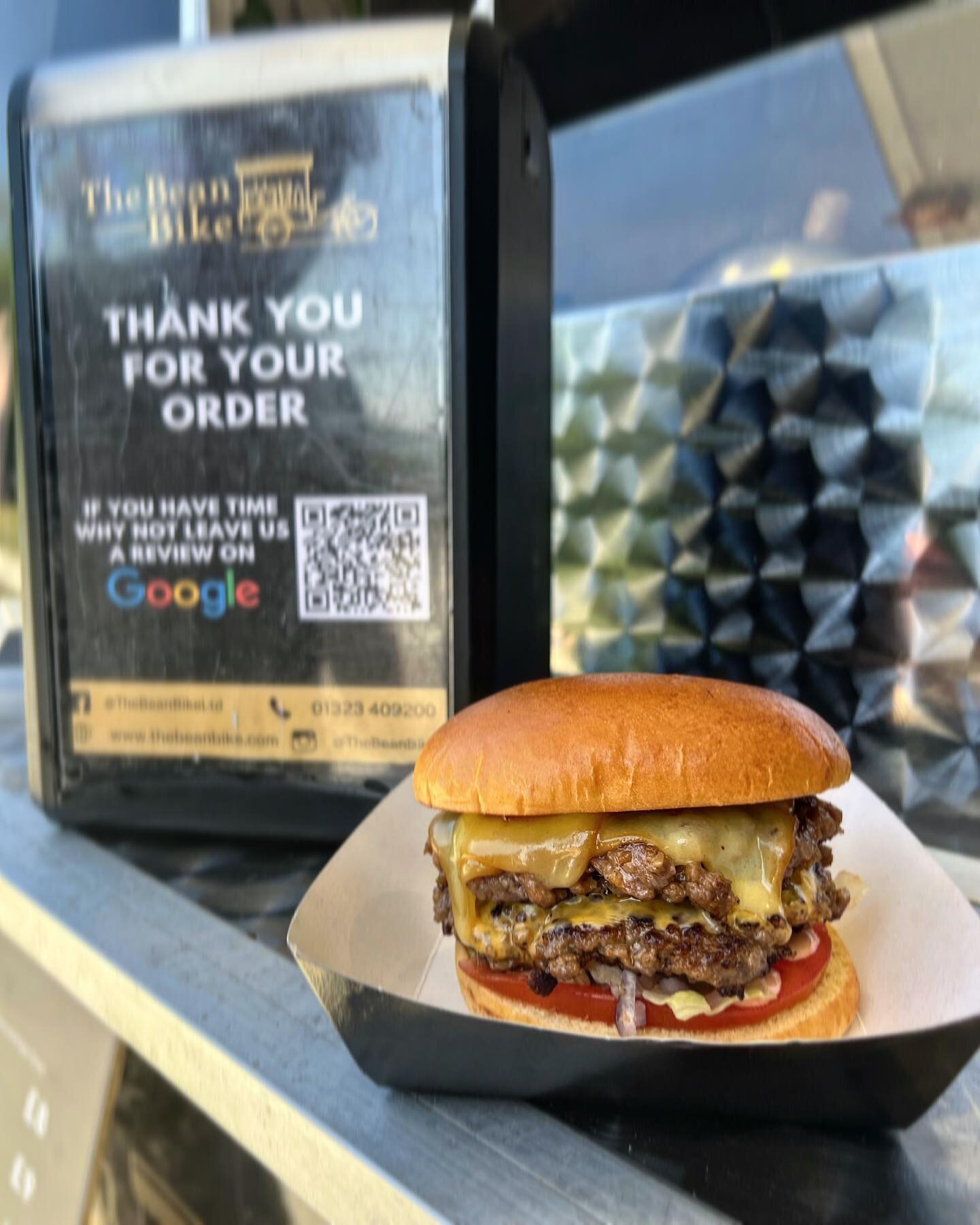 The sun is shining, the beers are flowing, and the burgers are double stacked 🤤 Get yourself down to @gunbrewery. We&rsquo;re here till 10pm tonight 🍺🍔☀️