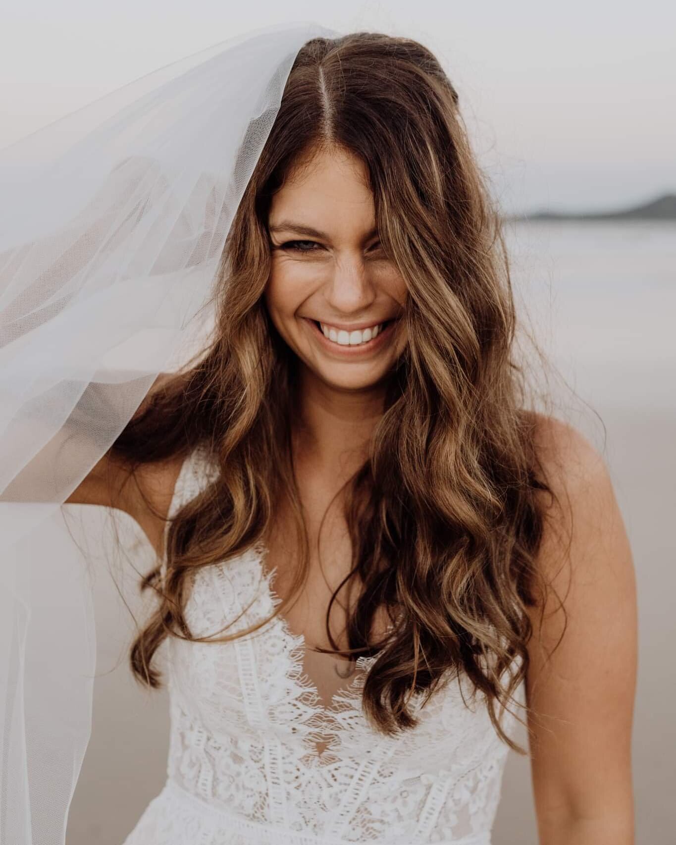 A smile is the beauty of the soul 😁👰&zwj;♀️
.
#qldhairdresser #qldhair #hairgoals
#sunshinecoasthairdresser #sunshinecoastweddings #sunshinecoastweddinghairdresser #sunshinecoastbuisness #weddings #weddinghair #weddinghairinspo #weddinghairstyles #
