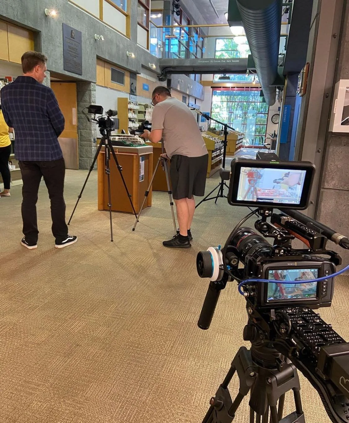September 2025 – The North Shore News photographed Paul Hetherington at the West Vancouver Memorial Library for an article featuring his commissioned LEGO installation created for the library.