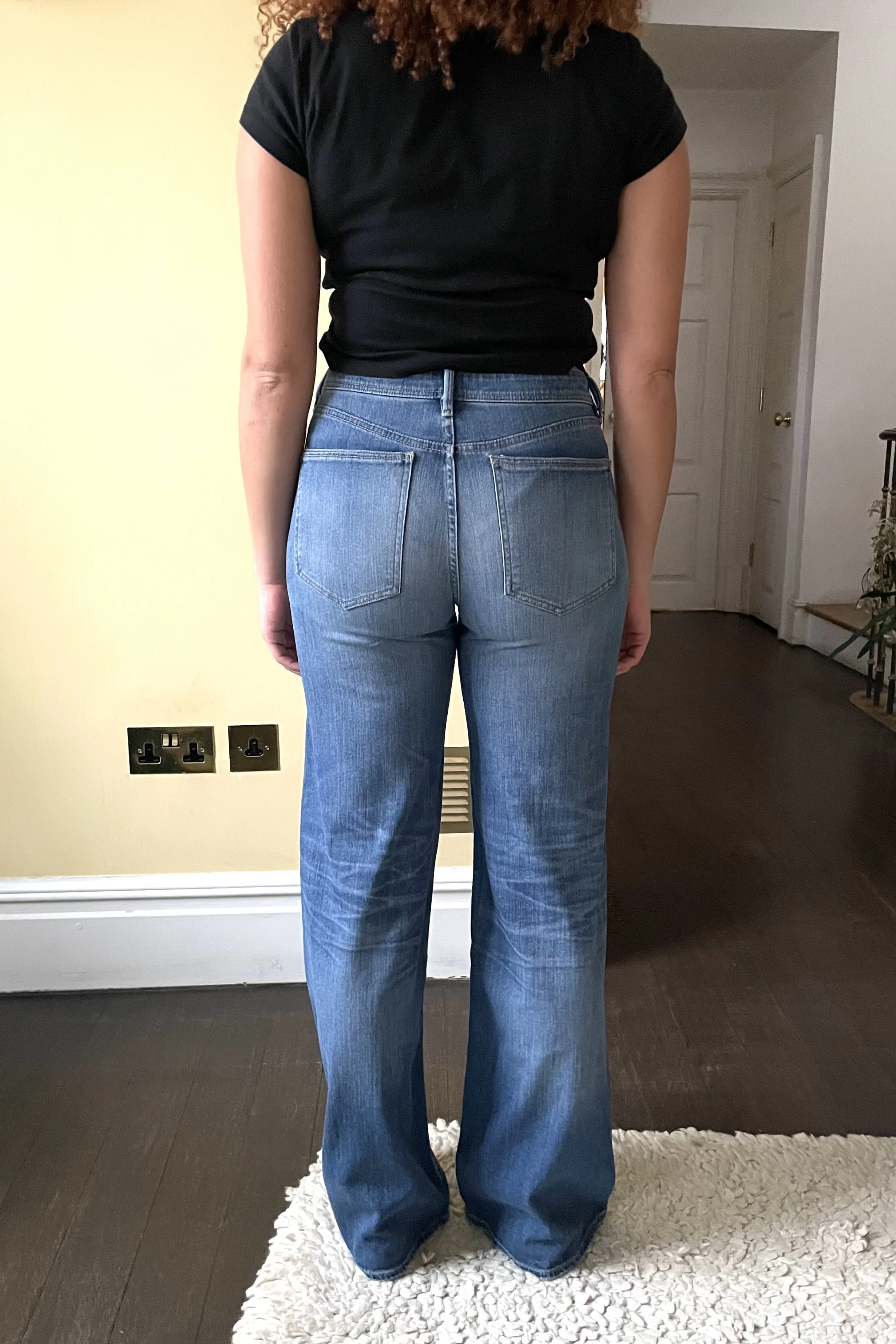 #pt
mid rise comfort straight
_size 28