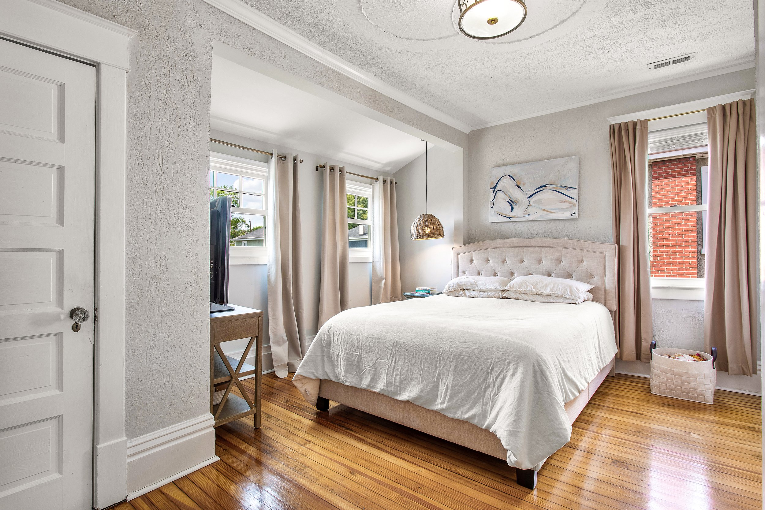33-Primary Bedroom.jpg