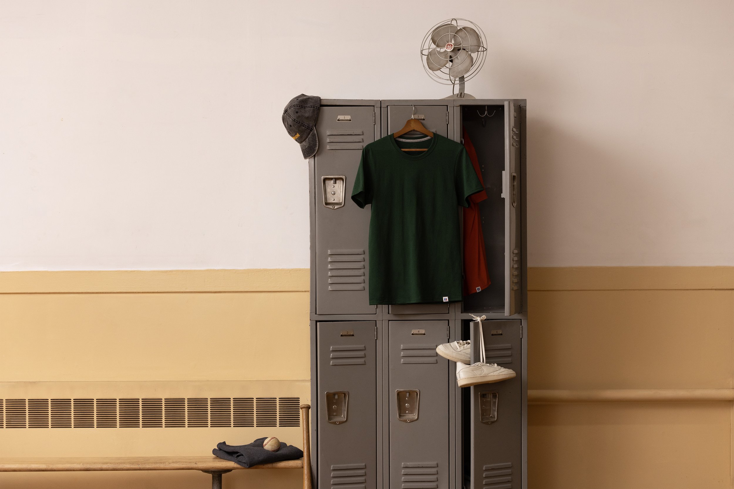 35_RA24_0515_STILL-LIFE_Locker-Baseball_64STTM0_0019b-016.jpg