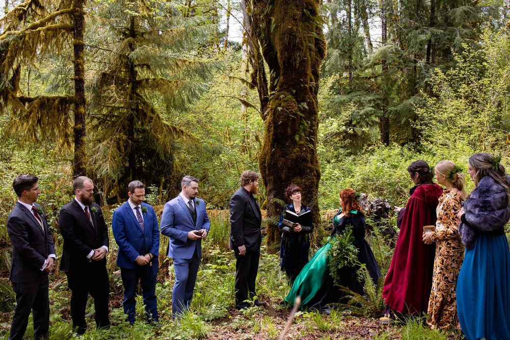 travel-weddings-ashley-steven-hoh-rainforest-wedding-web-9622.jpg