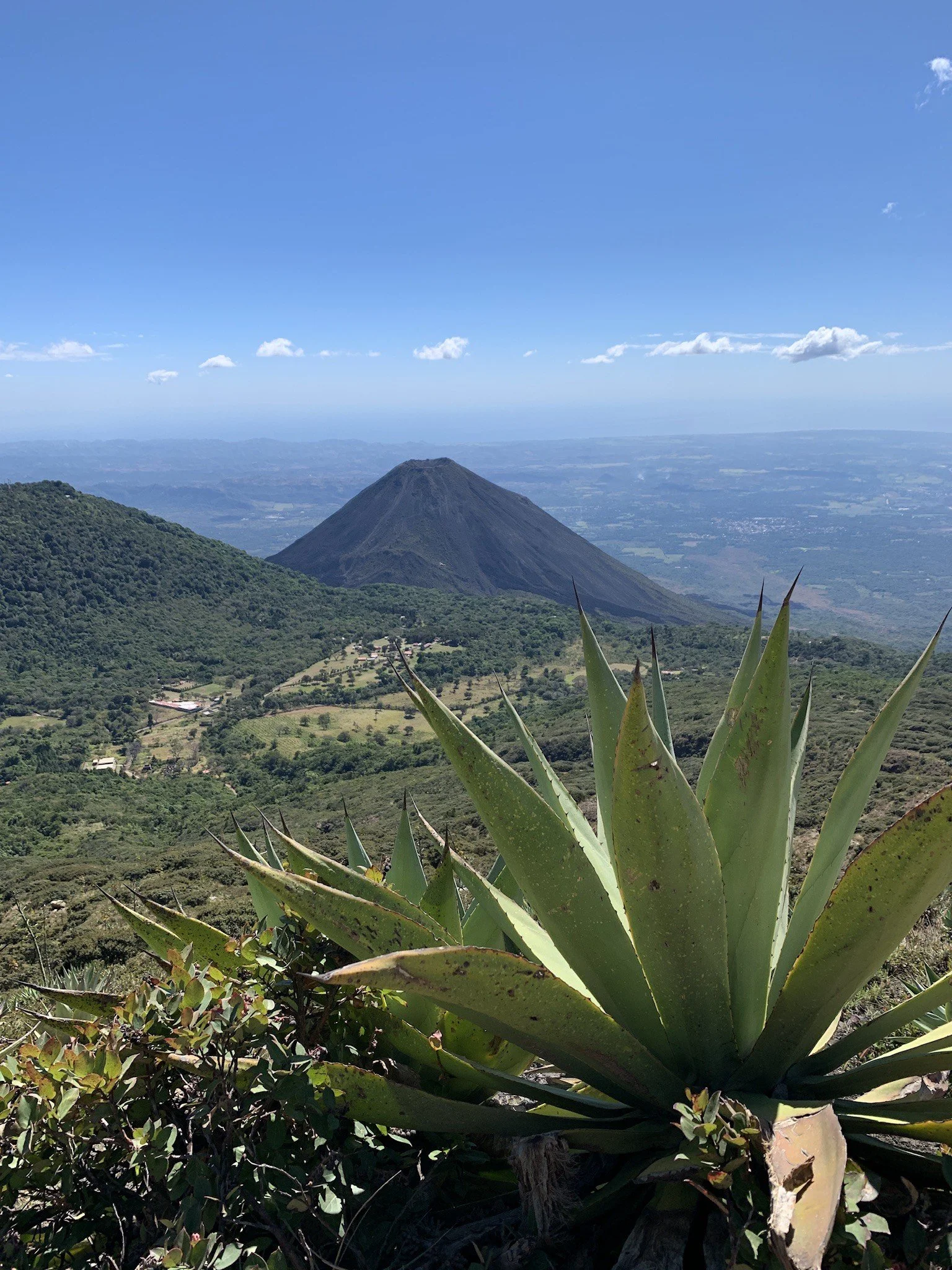 kelmari-volcan-izalco-view.JPG
