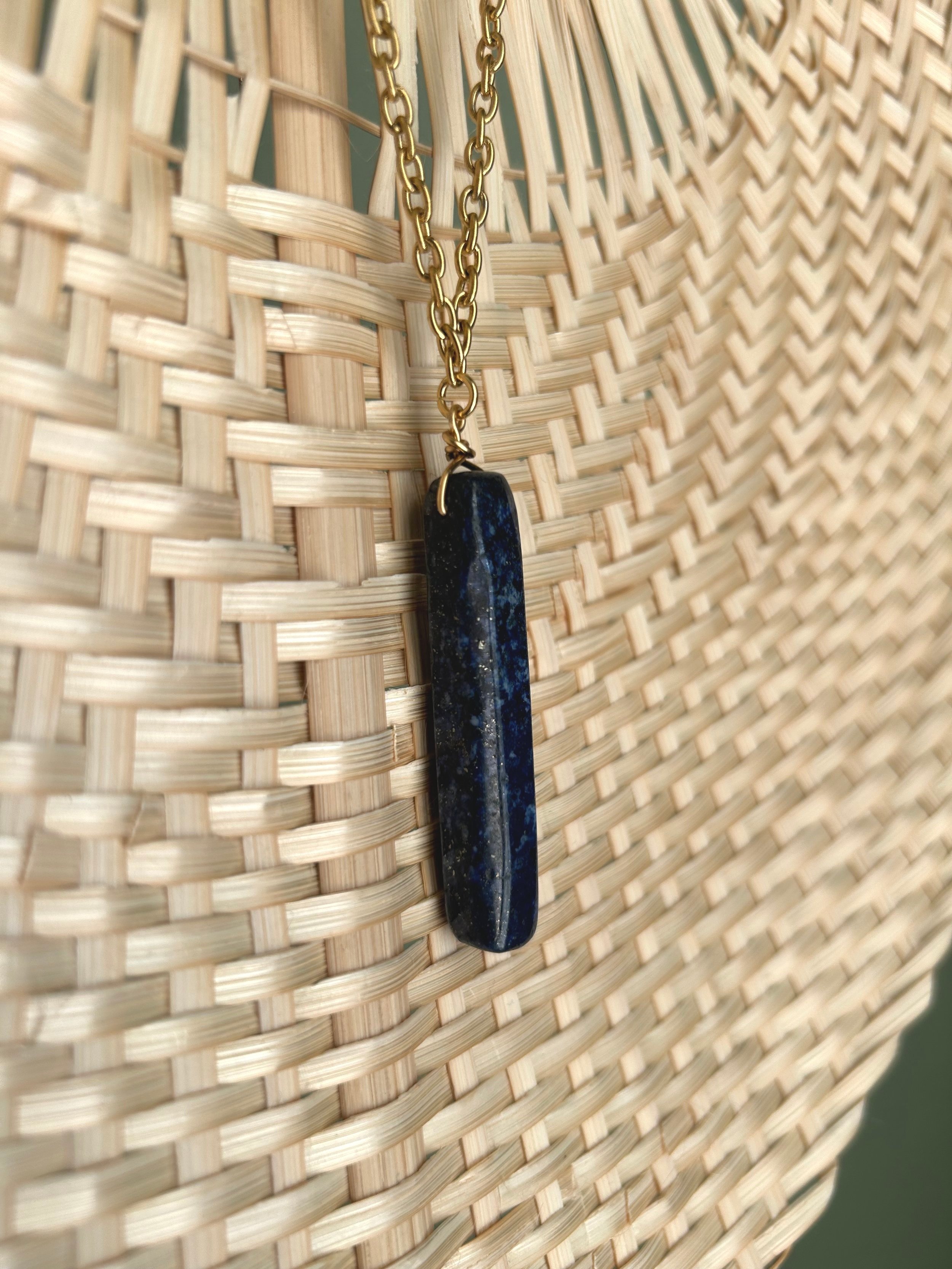 KELMARI+LAPIS+PENDANT+NECKLACE+SIDE.jpg