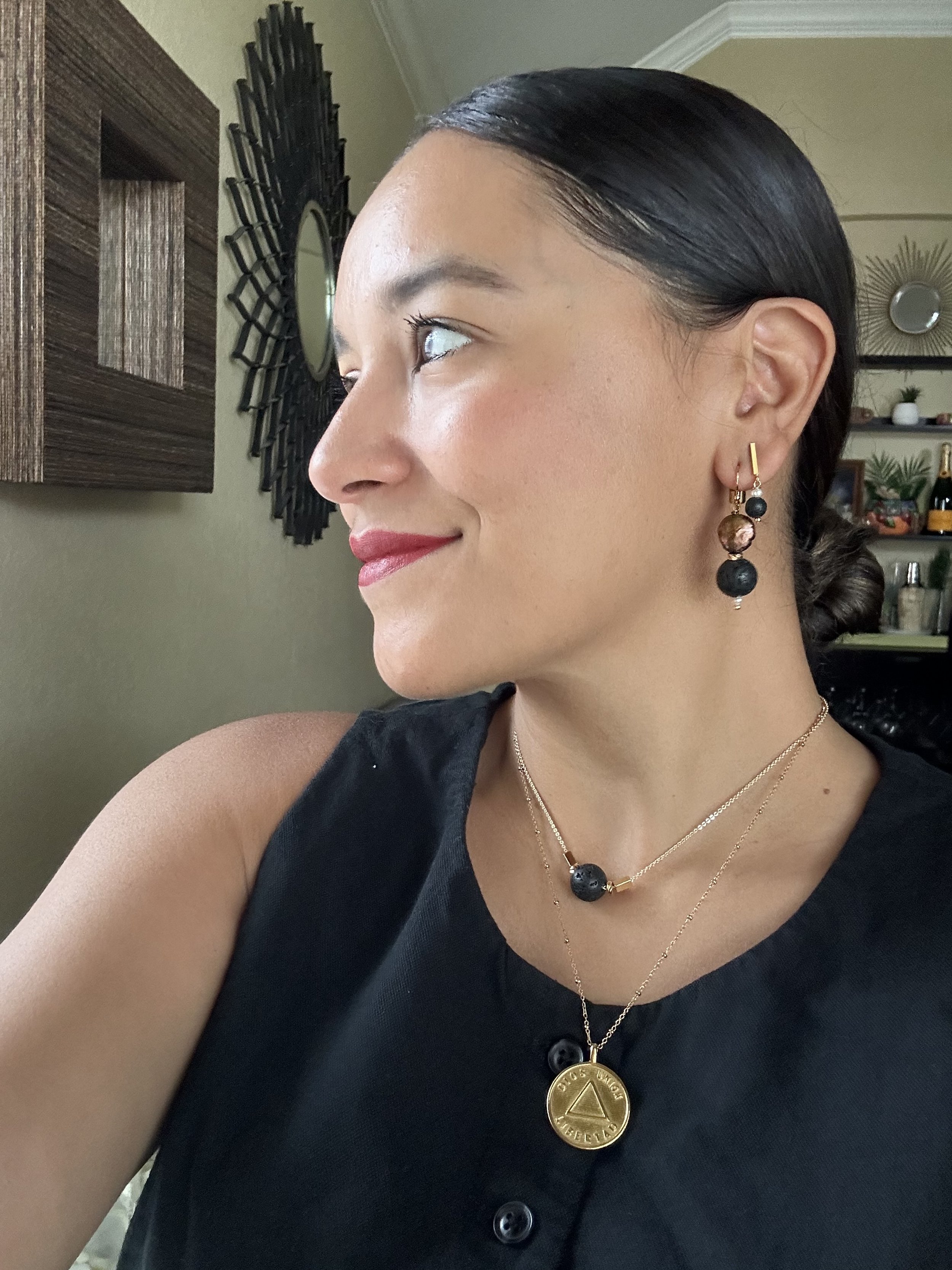 kelmari-volcan-lava-pearl-disc-earrings-styling.JPG