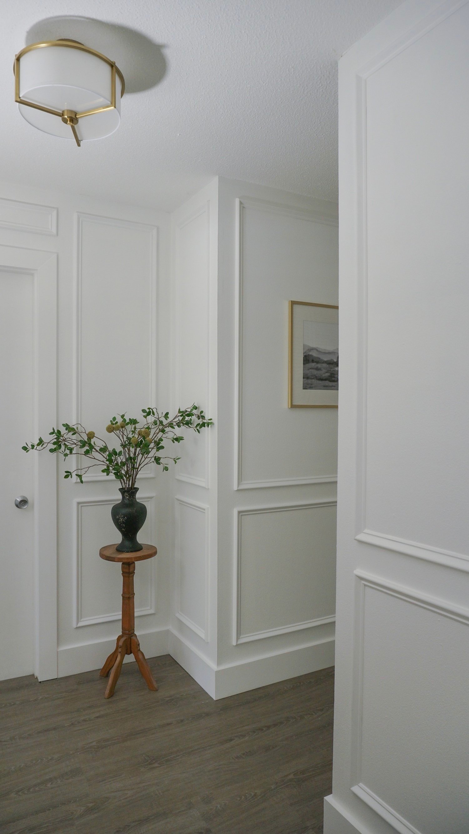 Picture+Frame+Molding+Hallway.jpg