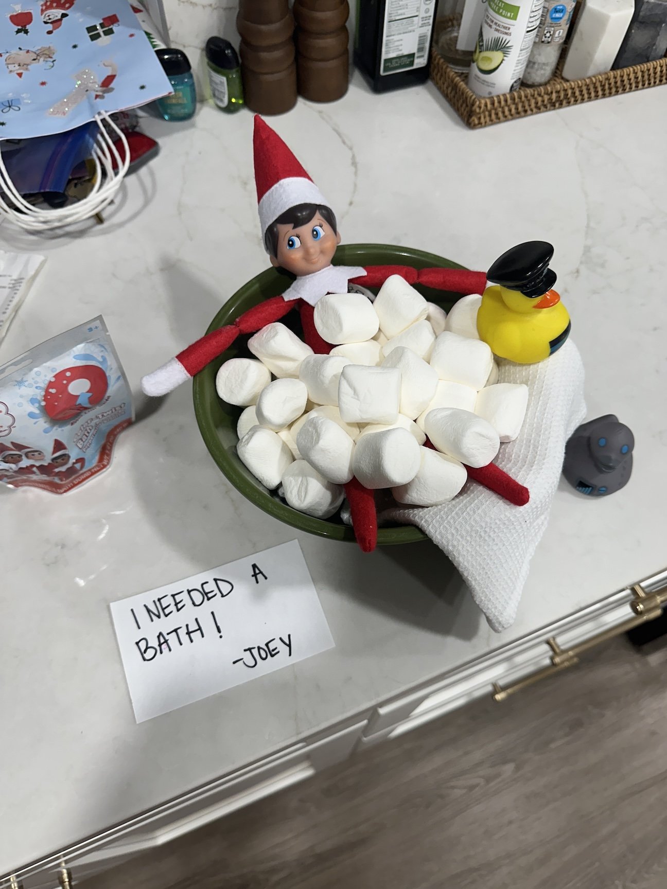 elf on the shelf bath idea.JPG
