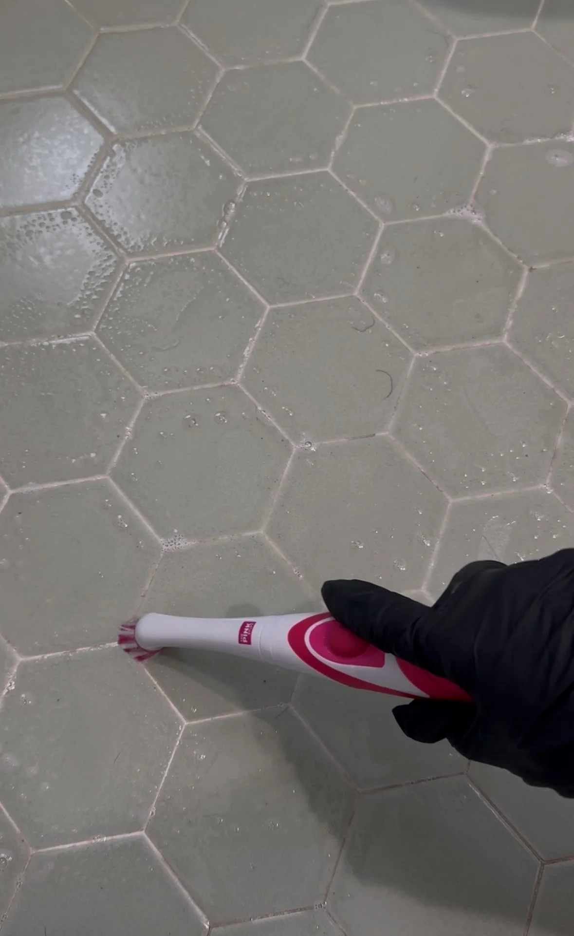 grout cleaner.jpg