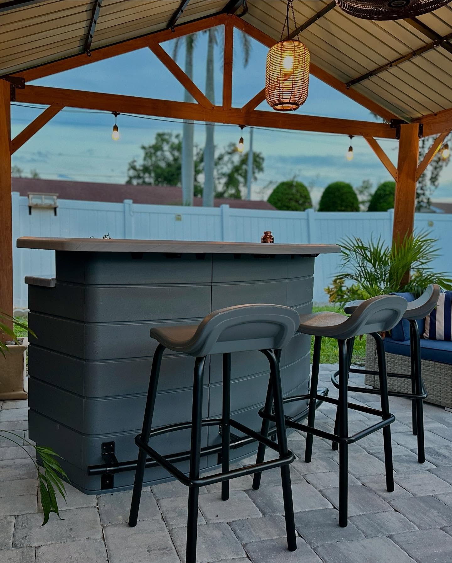 Backyard Bar &gt;&gt;&gt; Swipe to see why we have fallen in love again with our backyard gazebo area! @suncastcorp 
#suncastpartner #suncast #outdoorliving #outdoordining #backyardoasis #outdoorbar #outdoorentertaining