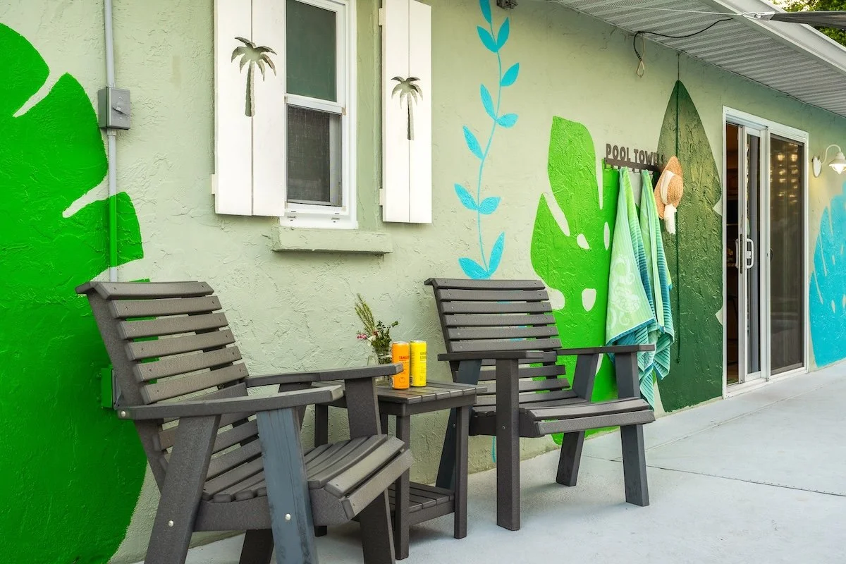 How to Paint a Wall Mural - 3 Easy Techniques