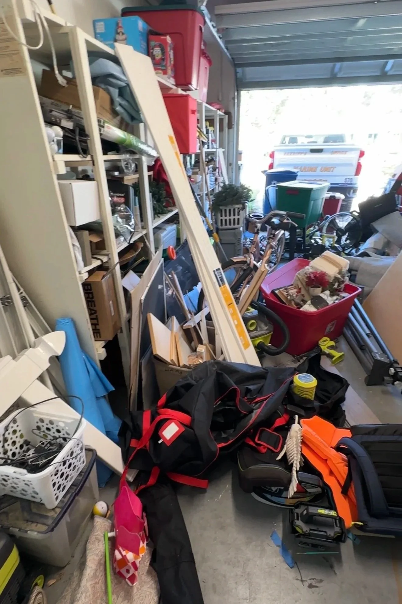 messy+garage+storage.jpg