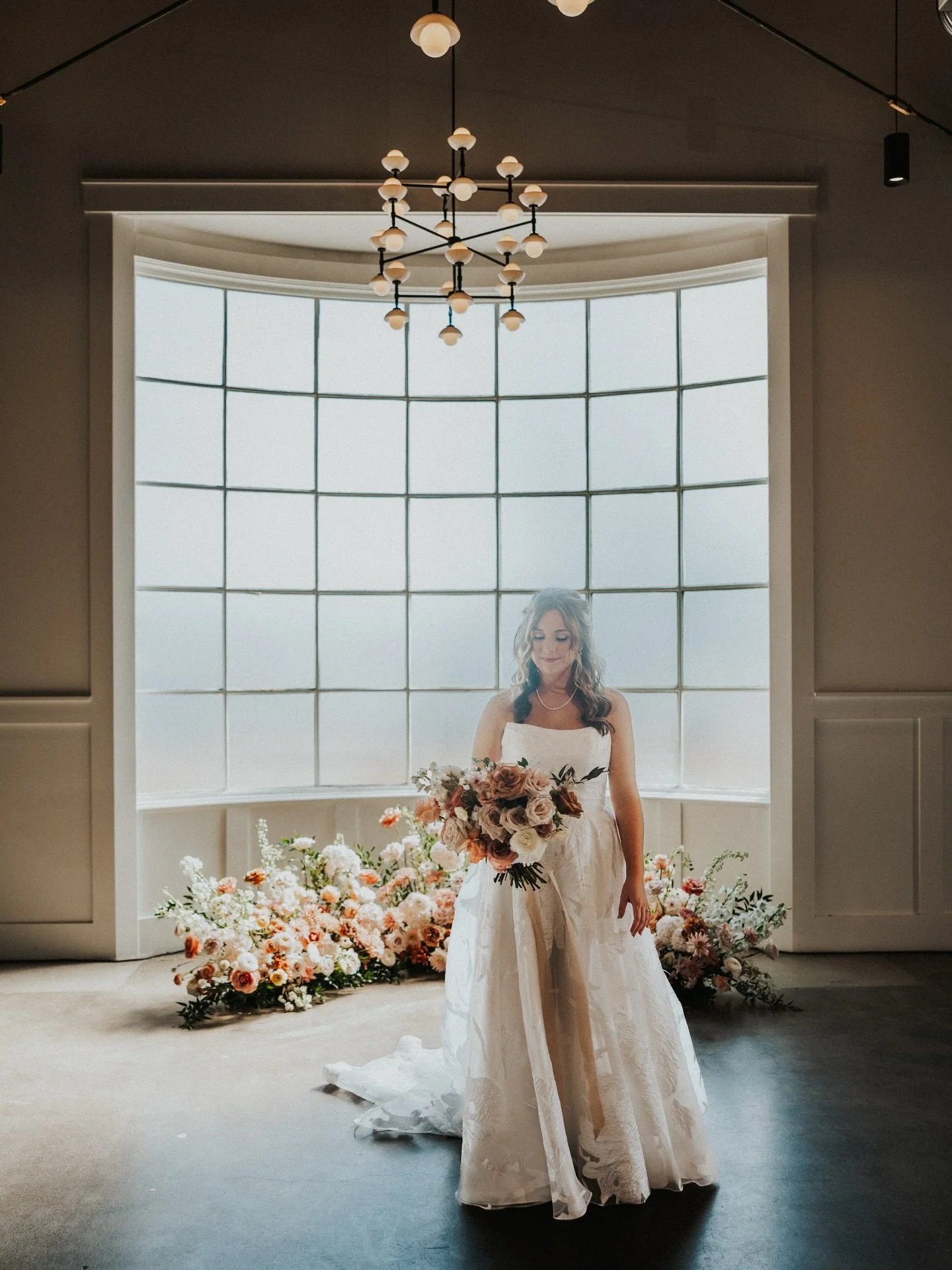 Sweet Emma, glowing with grace and surrounded by blooms as radiant as her joy. A timeless moment framed in beauty.

Planning + Florals : @ruffleeffect
Venue : @therichlandoc
Caterer : @24carrotscatering
Photo + Video : @mccoyweddingphotography
DJ : @