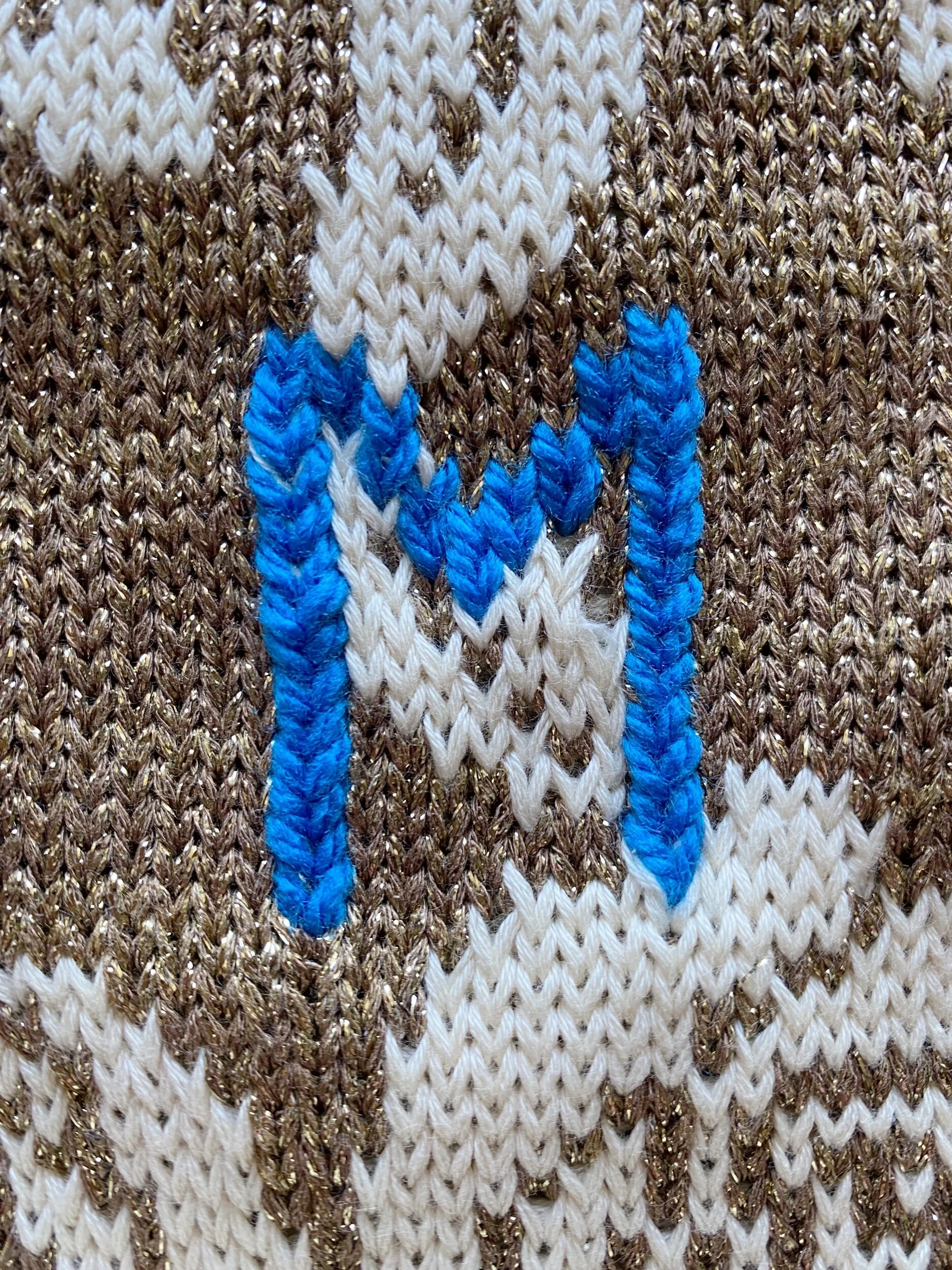 56878052-8242-49B7-BF61-54293F76CB88