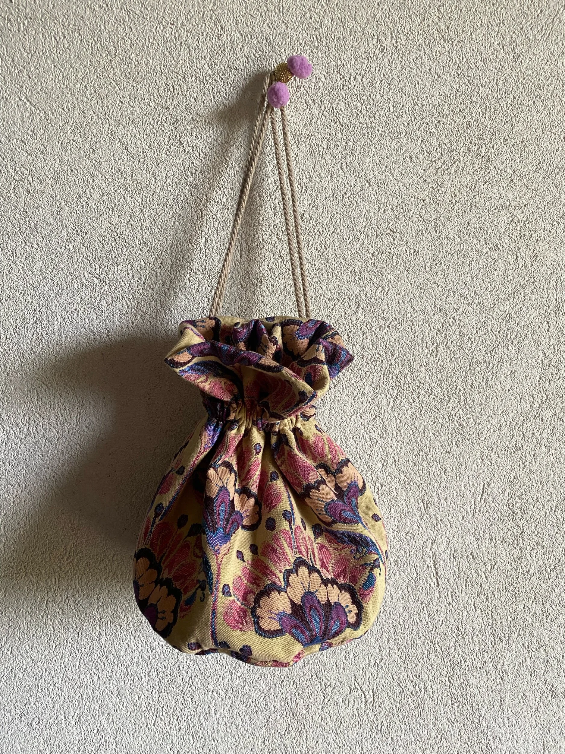 9EA9DBC5-59F4-4D30-A4B0-9A8FD21FFE4F