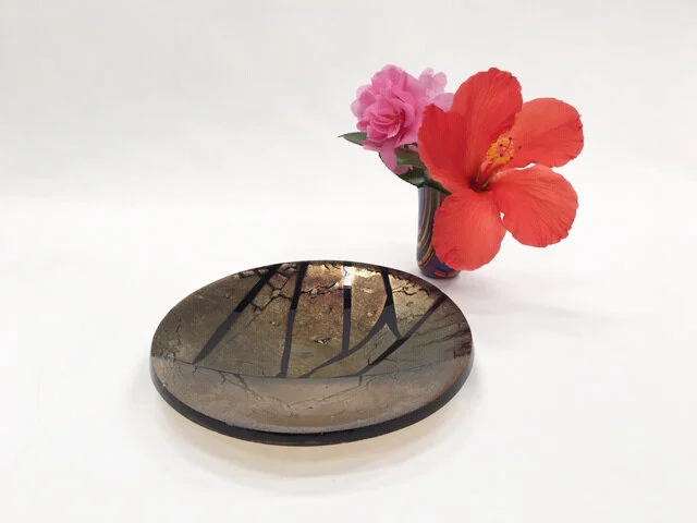 Round Waihi Gold plate