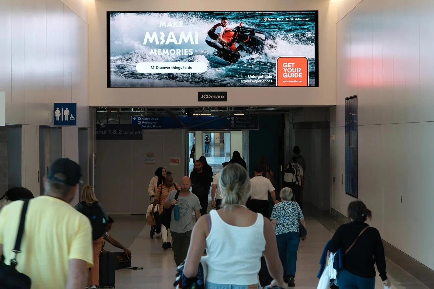 Make Memories US, digital ad at LAX, Los Angeles