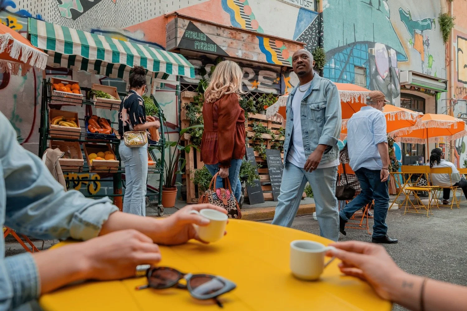 Street at in Le Panier