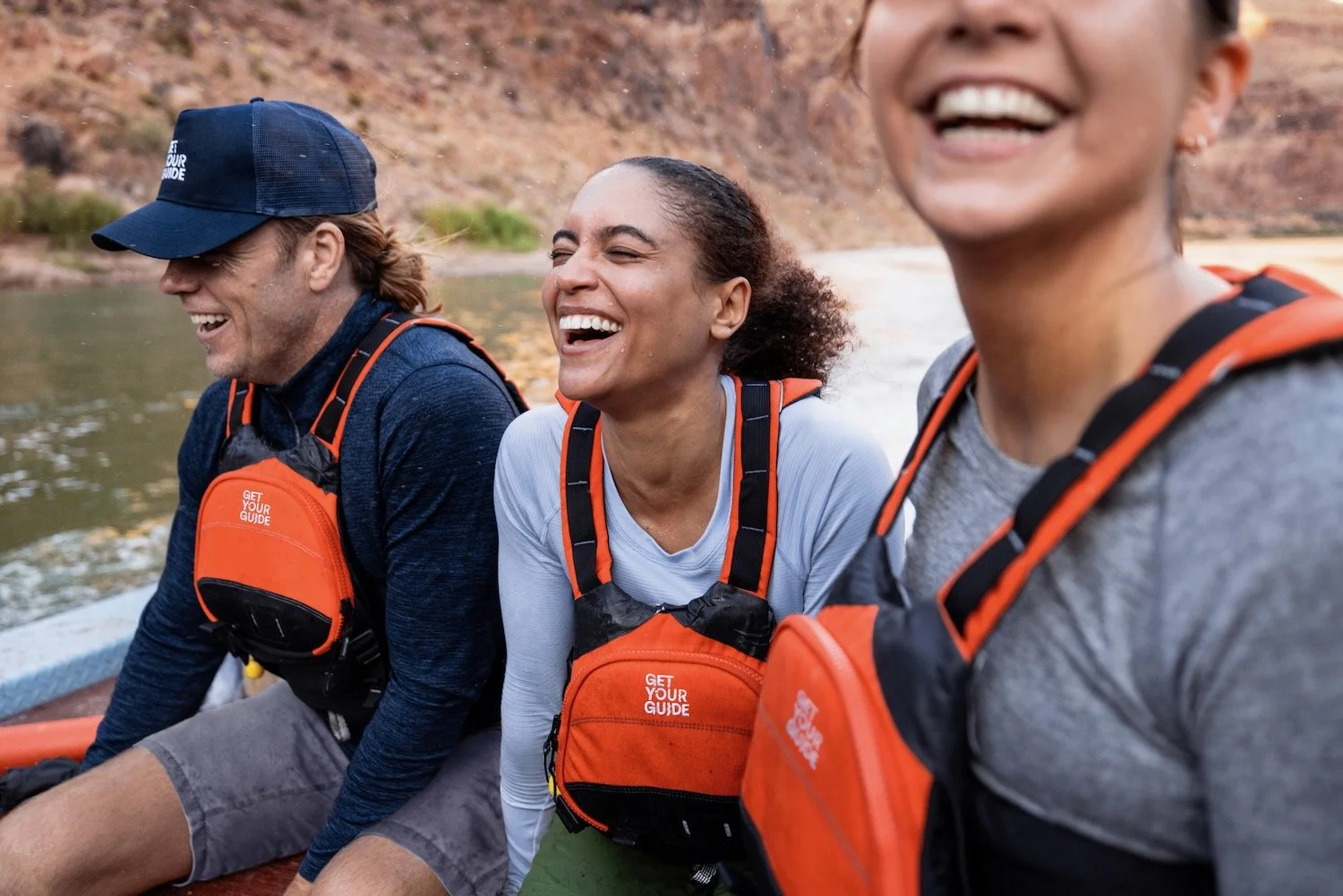 getyourguide-make-memories-us-whitewater-rafting-colorado-river-mojave-desert-5.jpeg