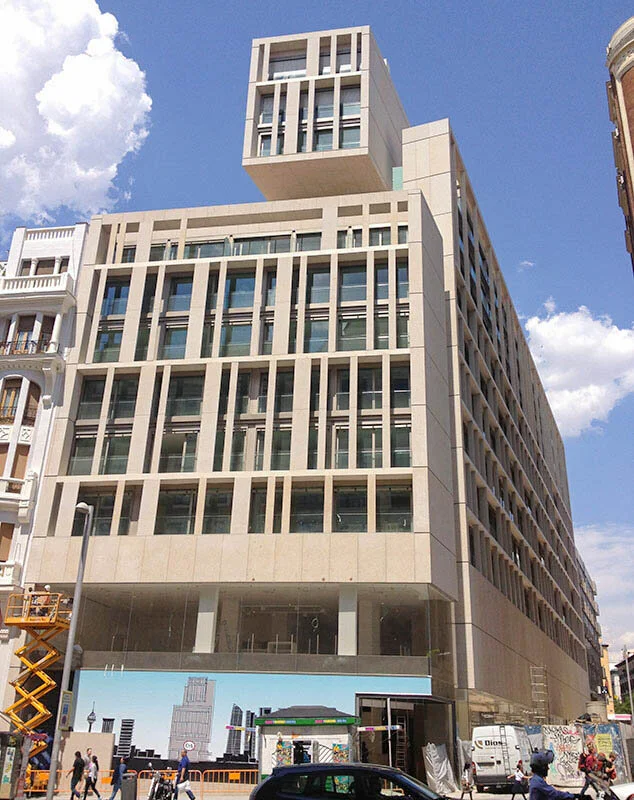 Dirección Obra Edificio 97 viviendas.jpg