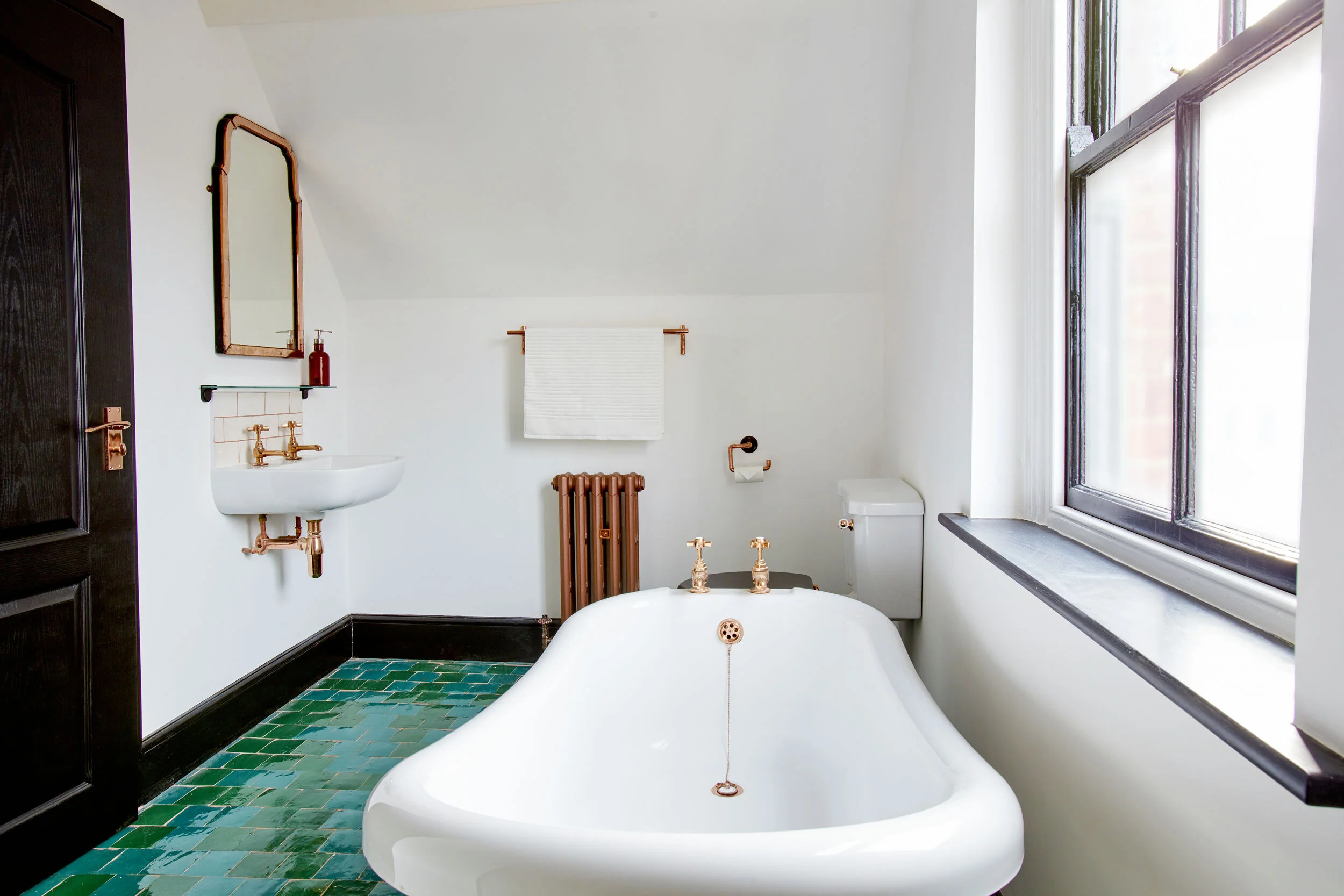 StHilda_bath2.jpg