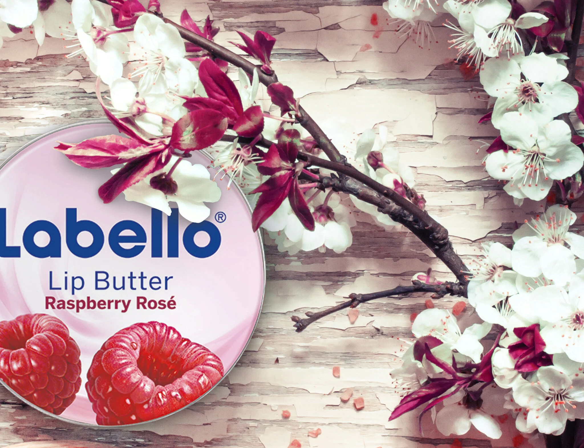 Labello_flowers_fb_01.jpg