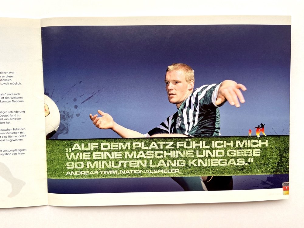 Fußball2klein.jpg