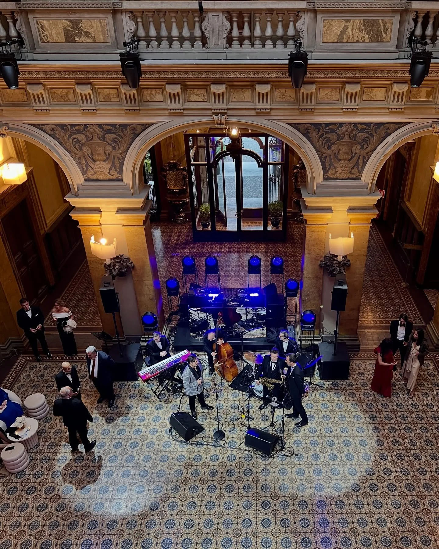 In Villa Erba with JAM Sextet

@villaerbaofficial 
@vincenzodascanio 

#villaerbawedding #lakecomowedding #italiancrooner #jazzincomo #destinationweddingcomo #entertainmentagency