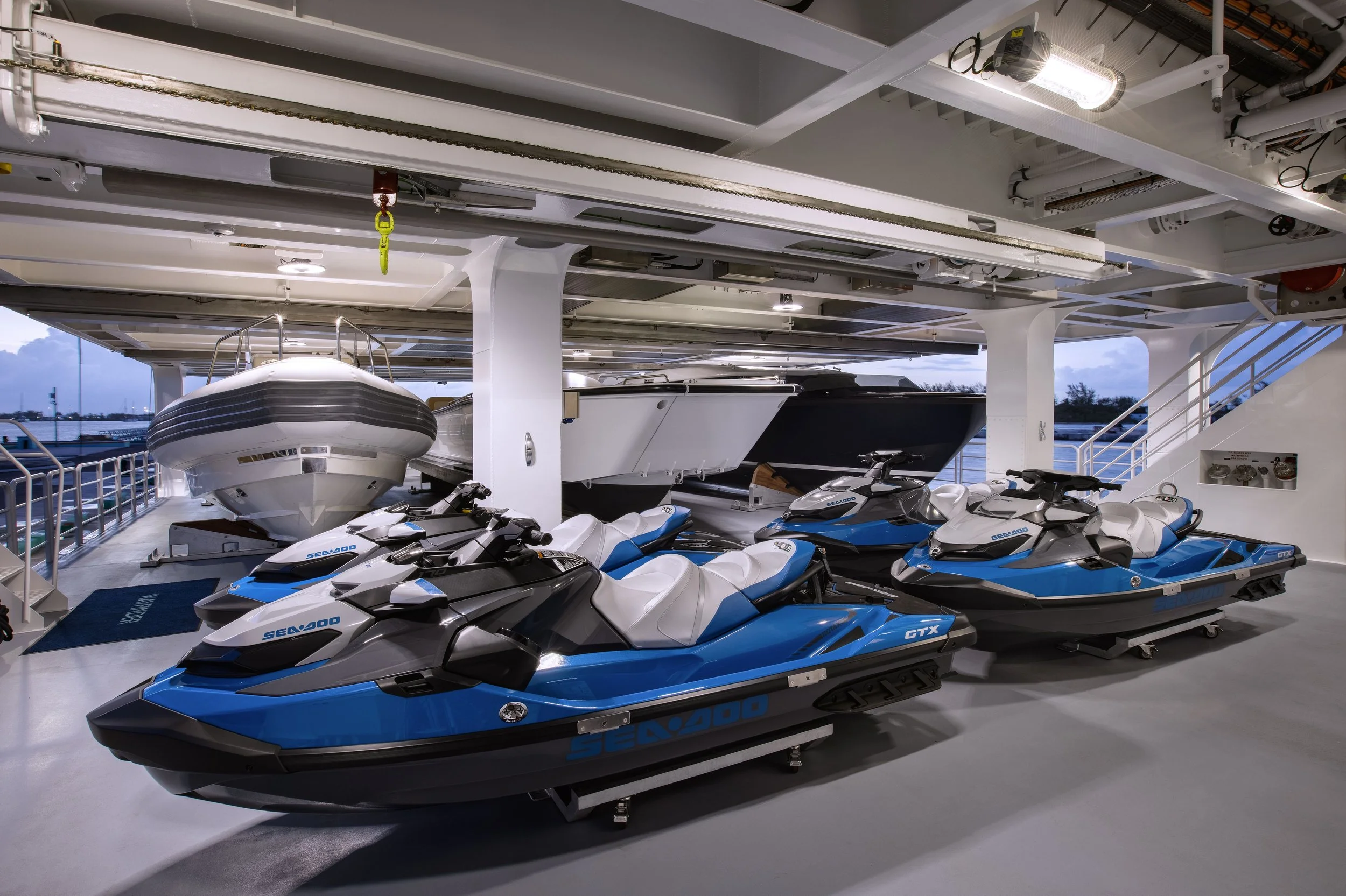 Wayfinder Tender deck 2.jpg