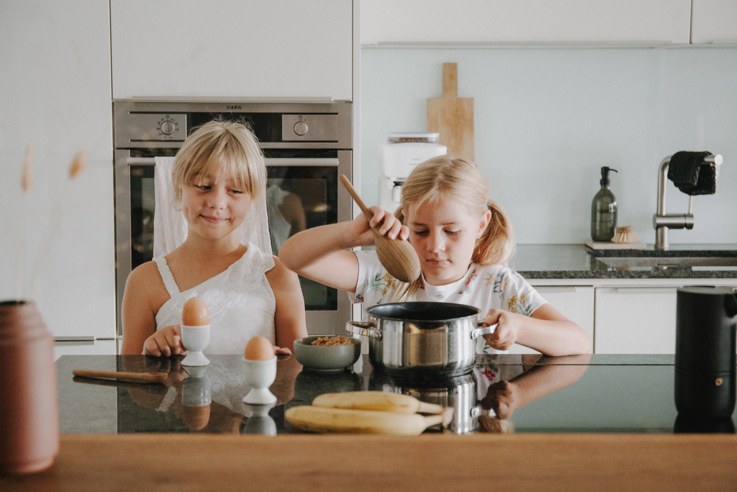 2024 08 30_Portraits Edith Verena  (205).jpg