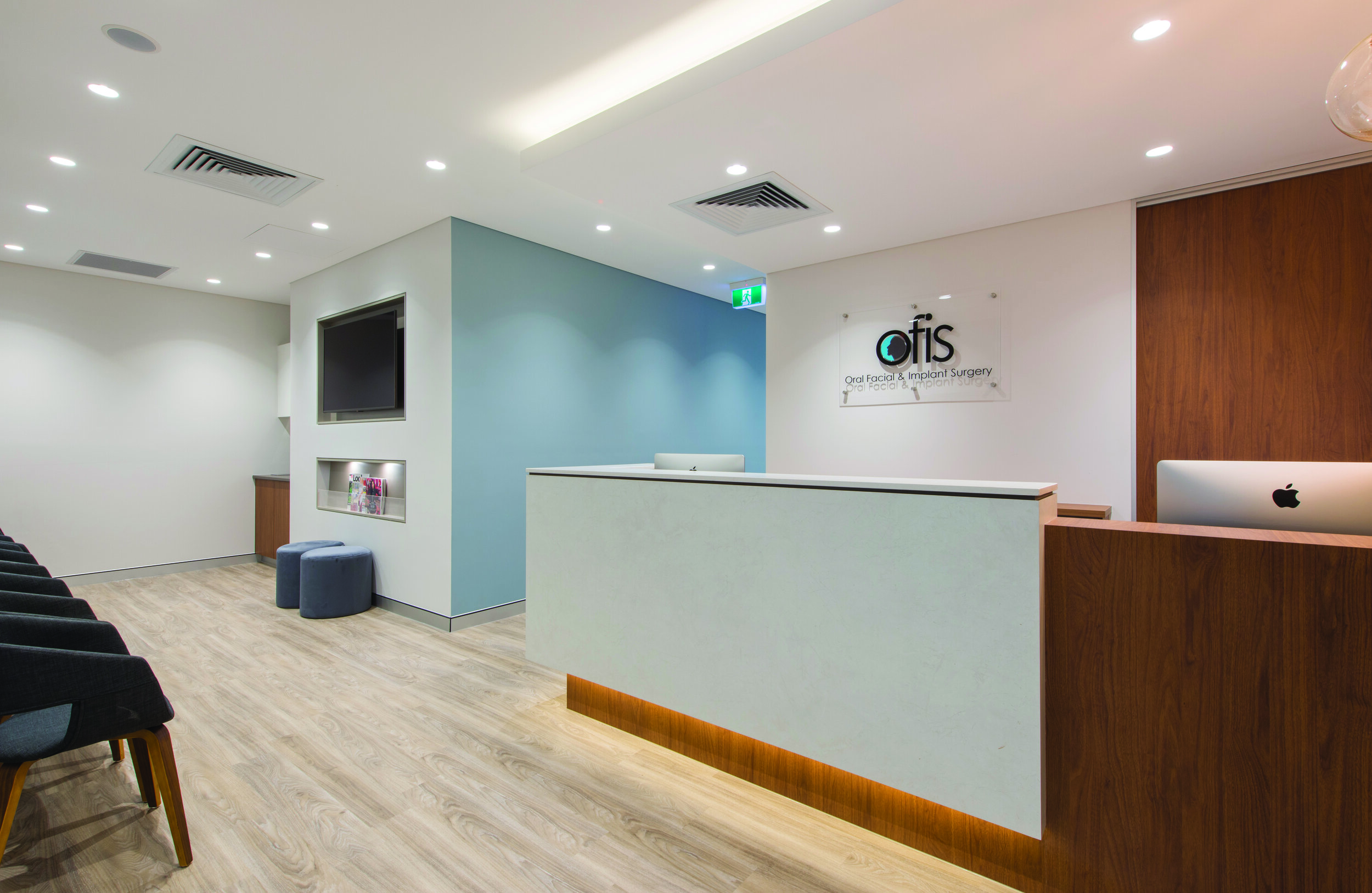 Oral Facial &amp; Implant Surgery