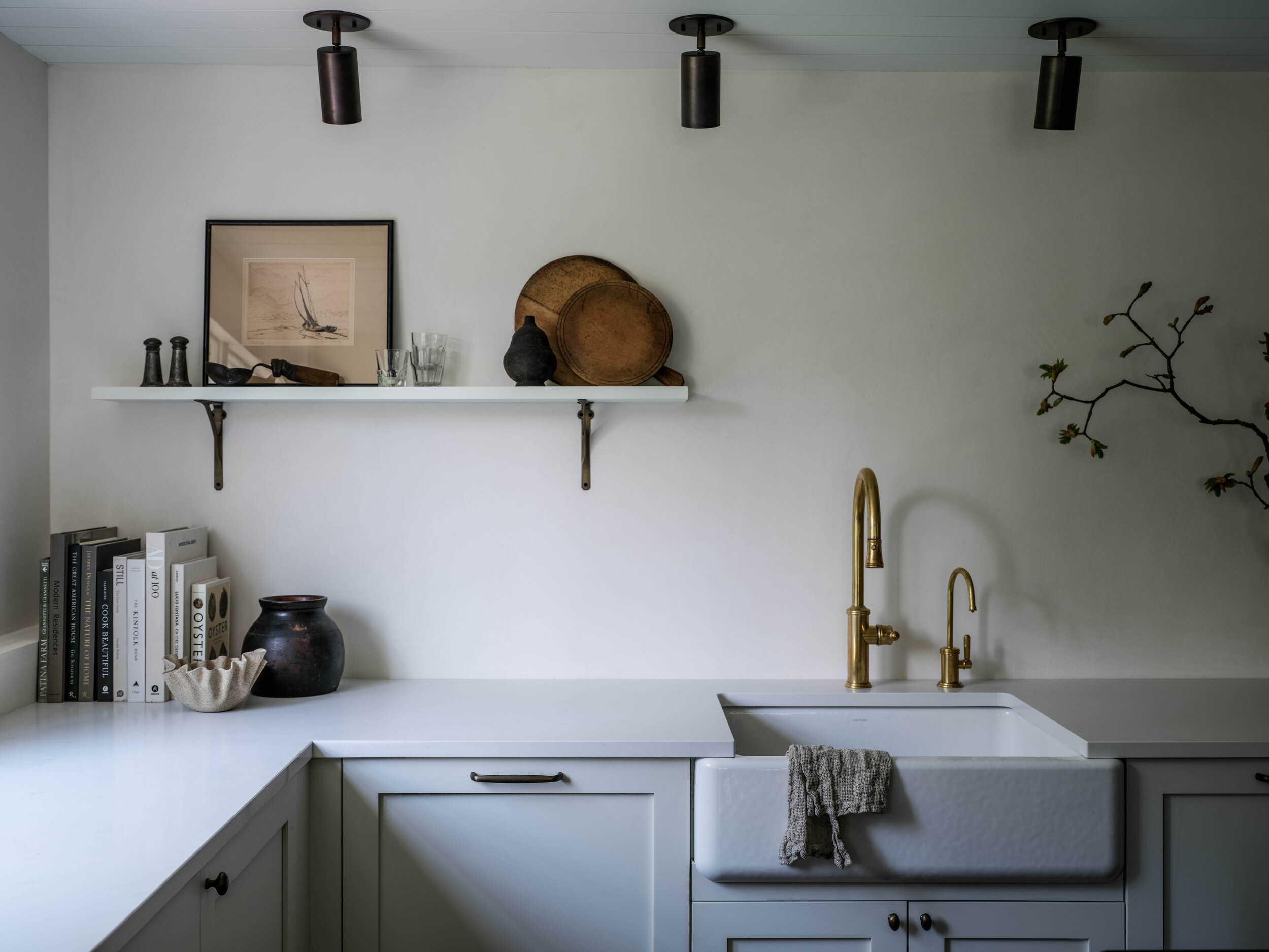 Moore House Design_Interior Designer_New England_Bright Kitchen_011_small.jpg
