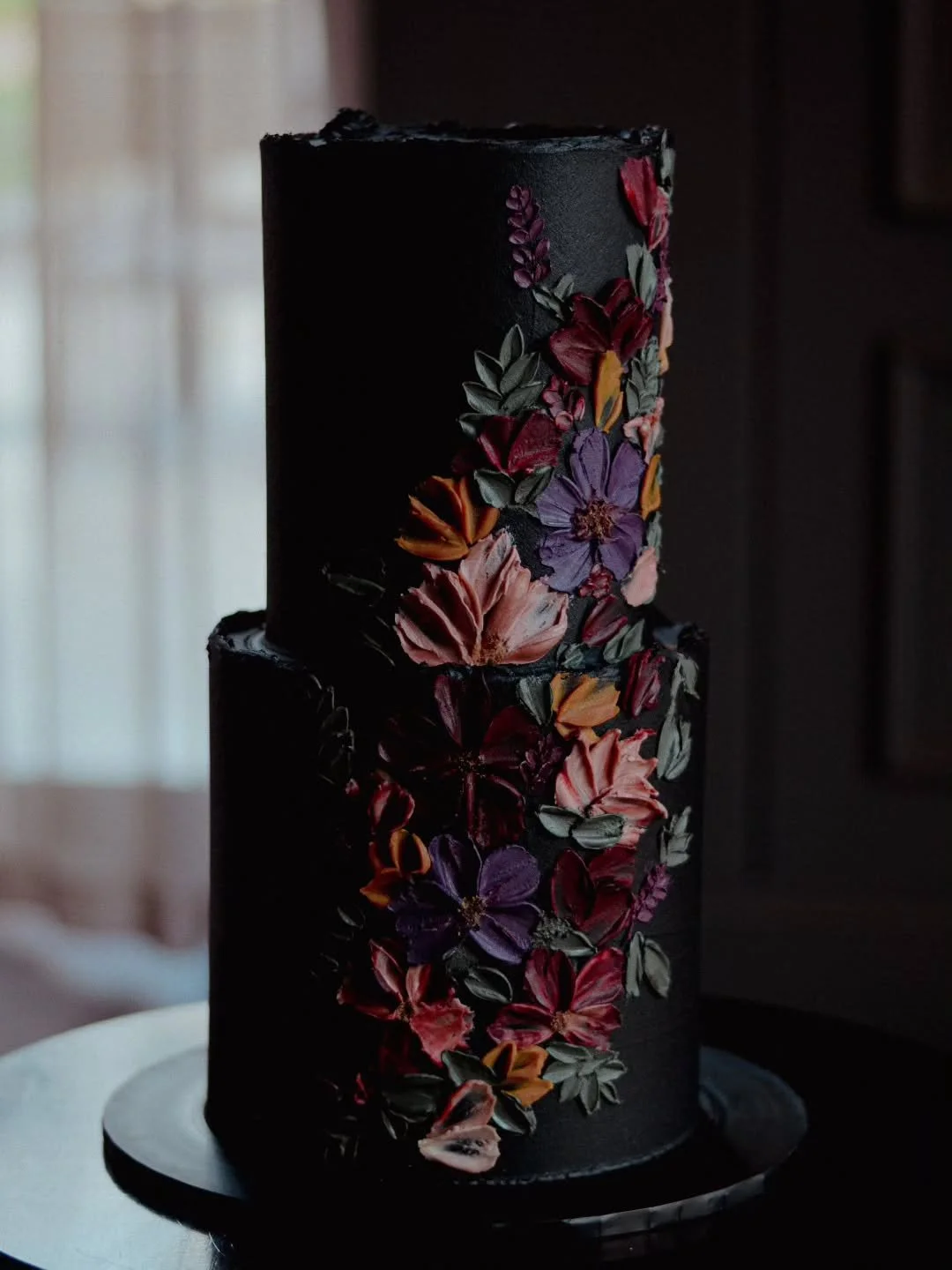 Dark &amp; moody buttercream floral applique for Jessica &amp; Alex